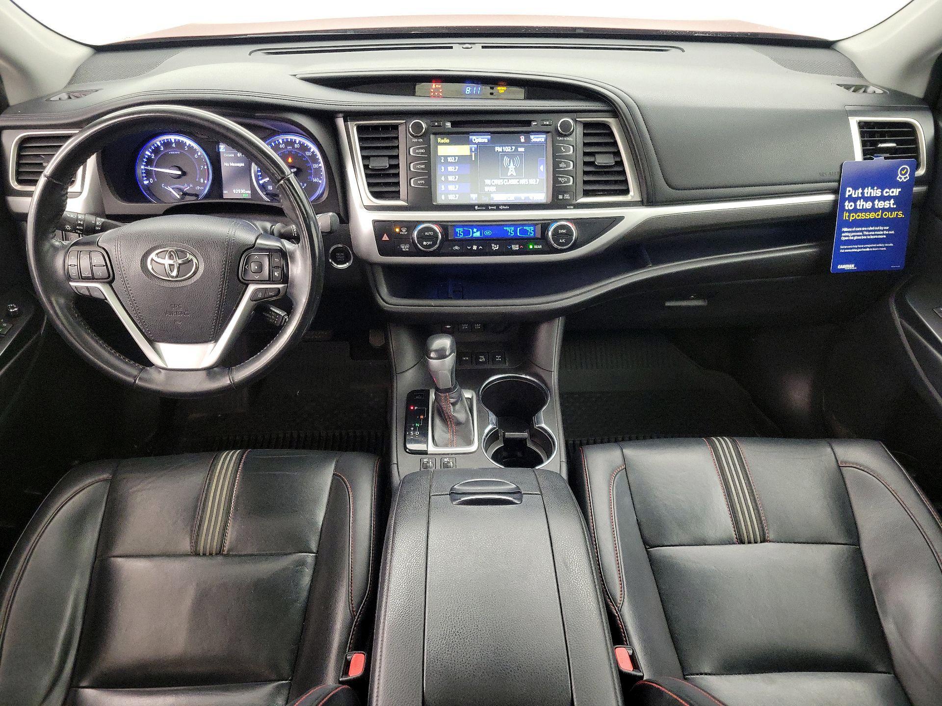 Thumbnail: 2019 Toyota Highlander - 9