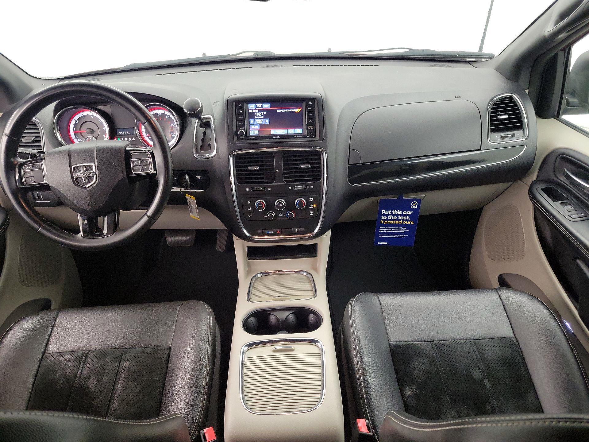 Thumbnail: 2017 Dodge Grand Caravan - 9