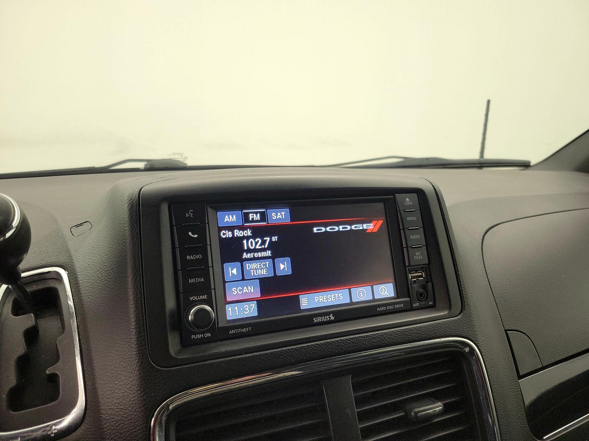 Thumbnail: 2017 Dodge Grand Caravan - 15