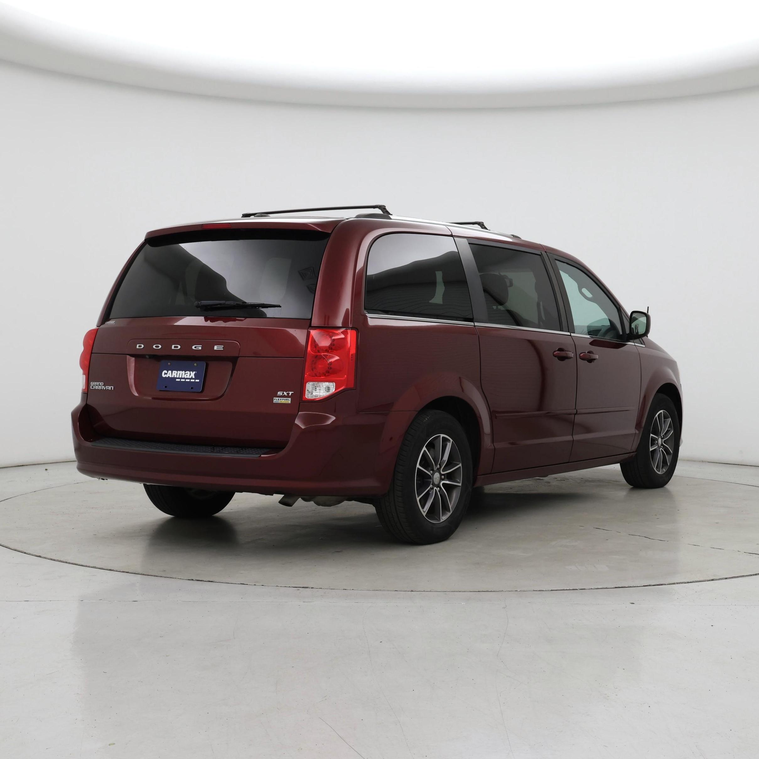 Thumbnail: 2017 Dodge Grand Caravan - 8