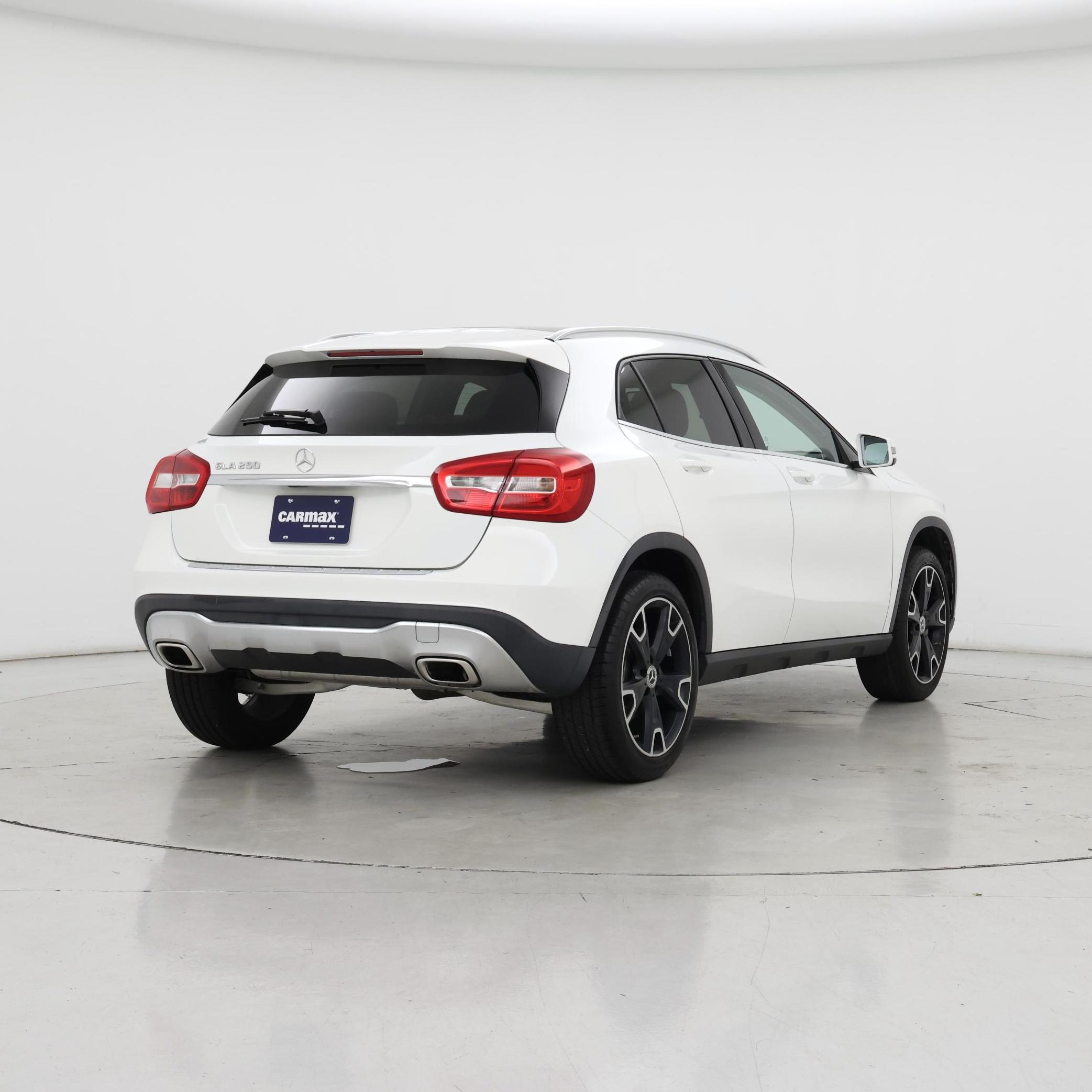 Thumbnail: 2019 Mercedes-Benz GLA - 8
