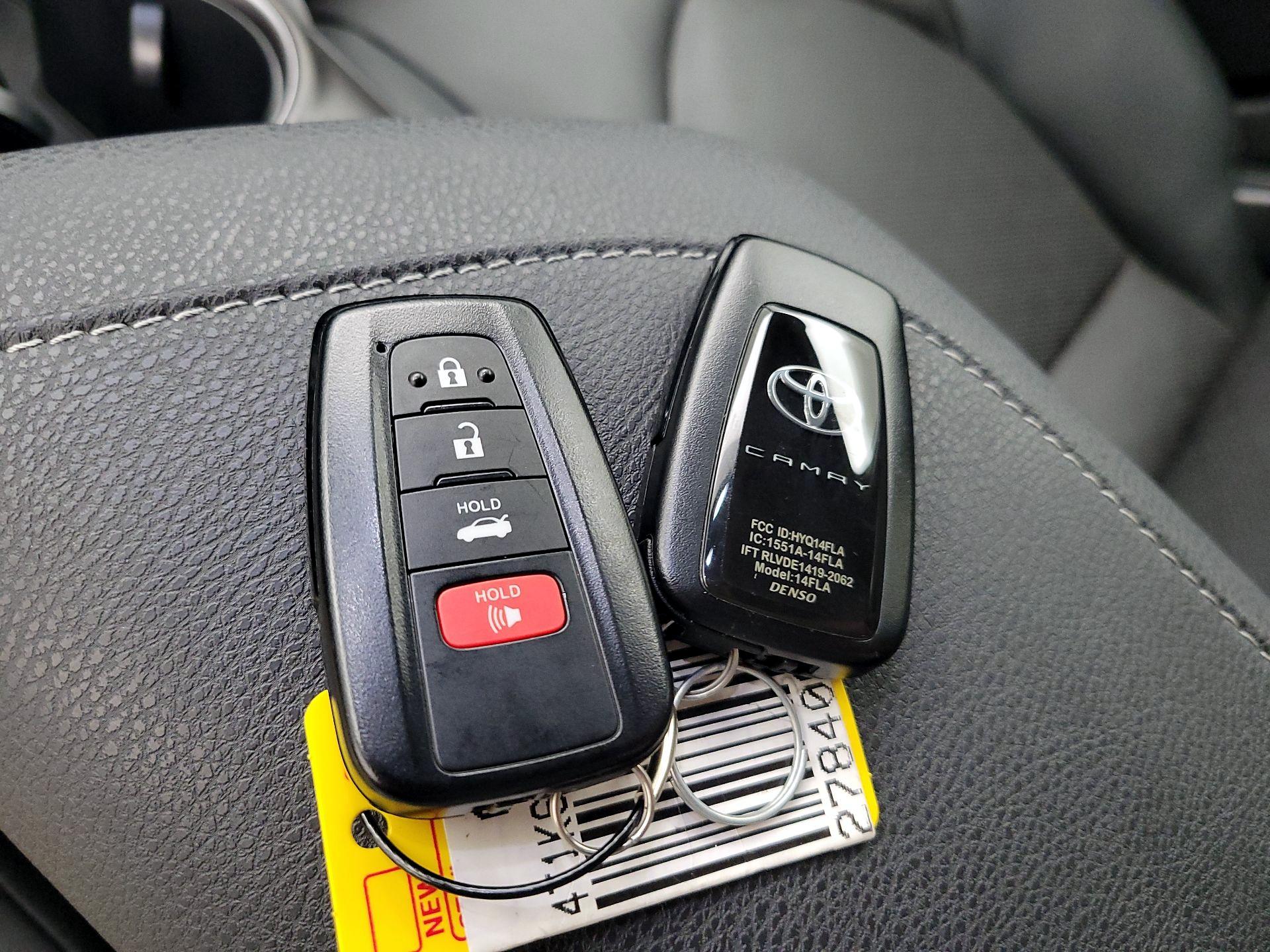 Thumbnail: 2024 Toyota Camry - 20