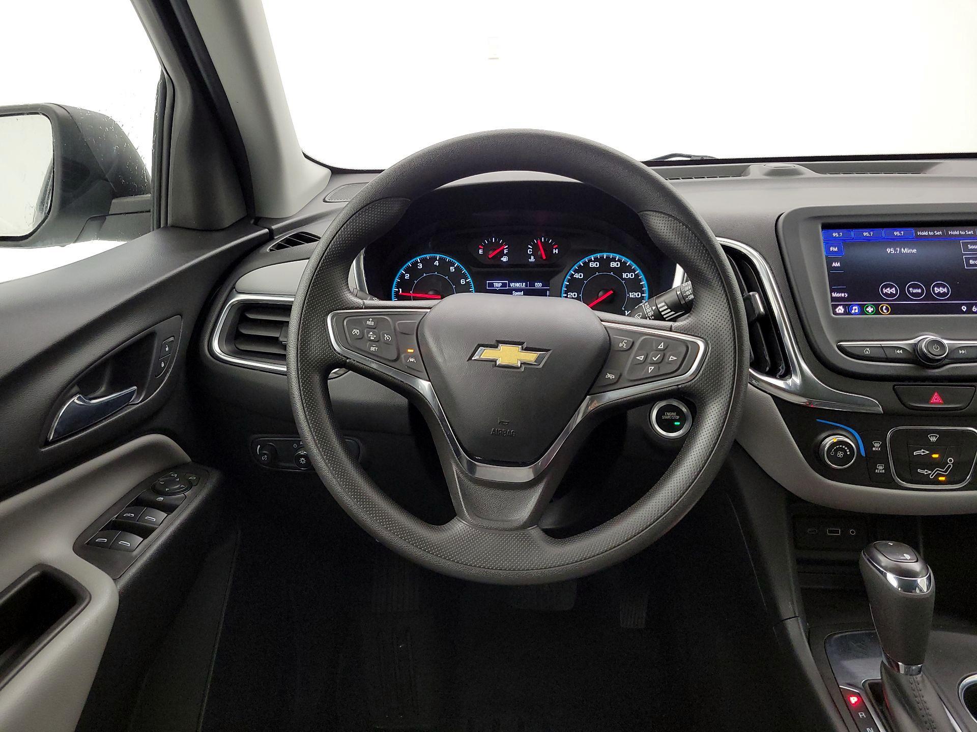 Thumbnail: 2021 Chevrolet Equinox - 10