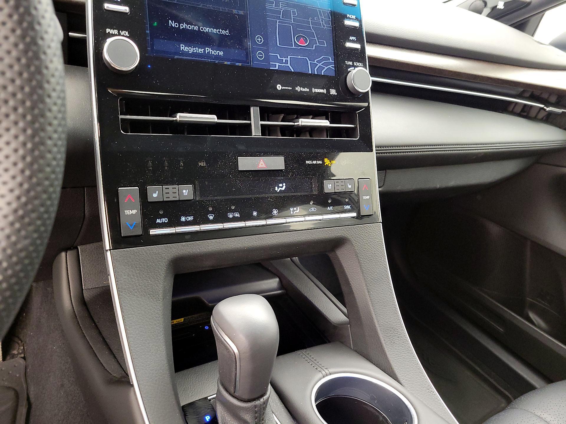Thumbnail: 2022 Toyota Avalon - 15