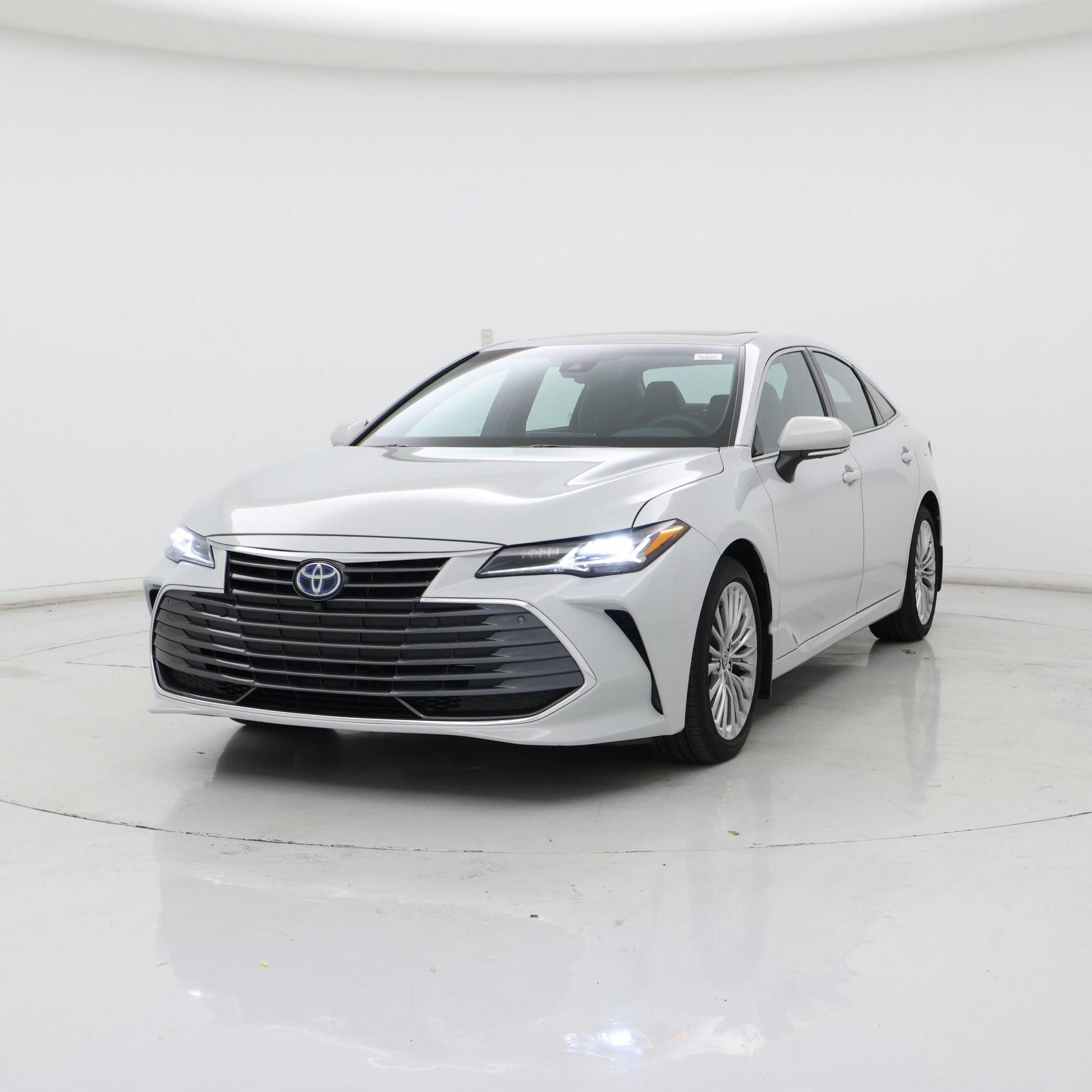 Thumbnail: 2022 Toyota Avalon - 4
