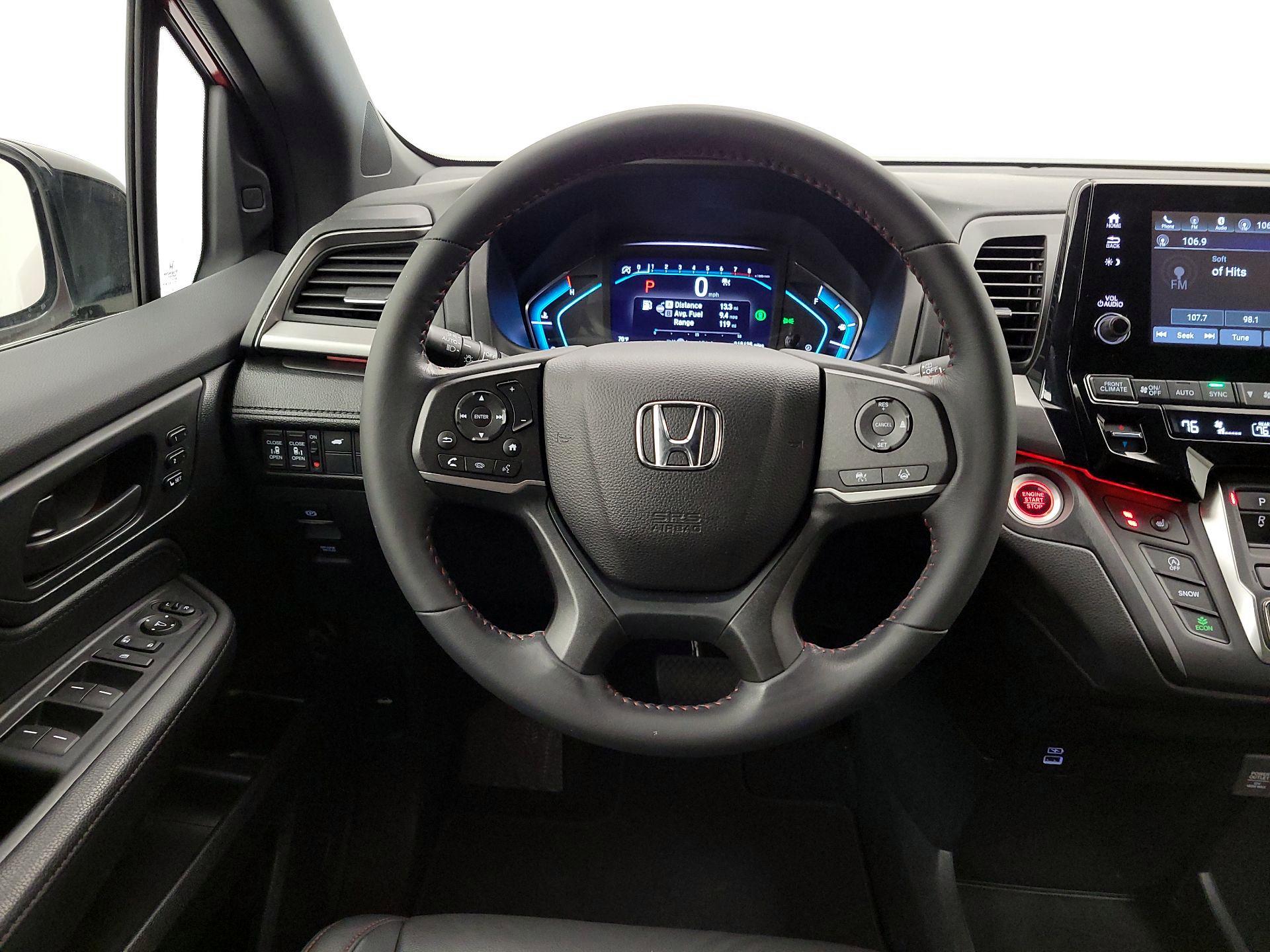 Thumbnail: 2023 Honda Odyssey - 10
