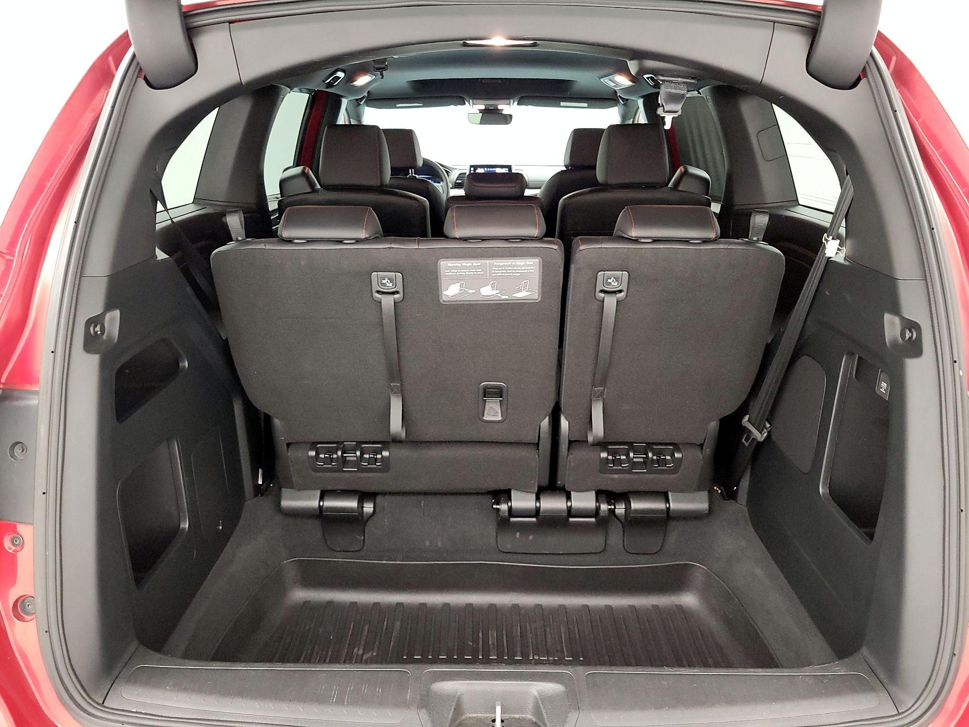 Thumbnail: 2023 Honda Odyssey - 18