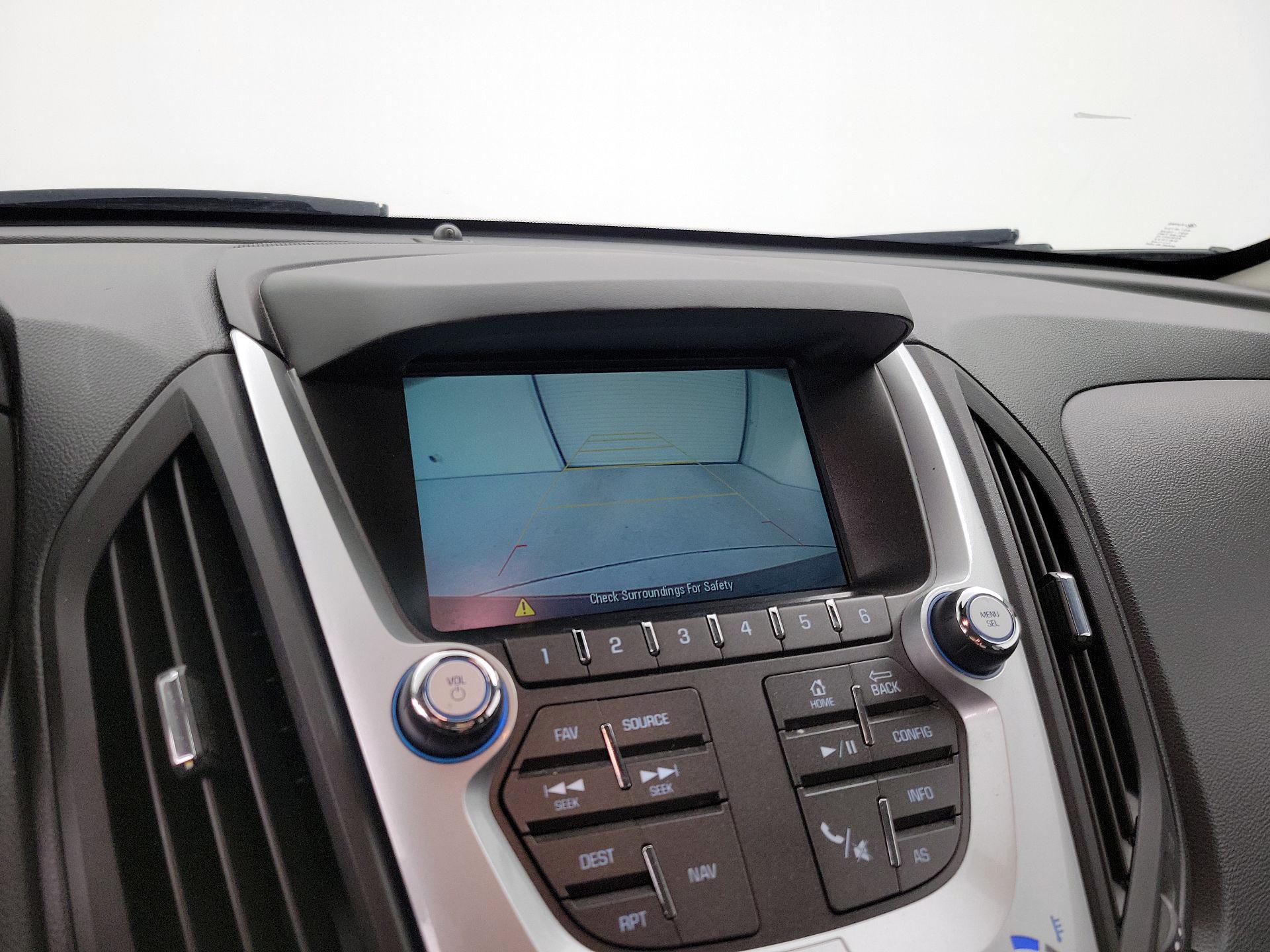 Thumbnail: 2016 Chevrolet Equinox - 15