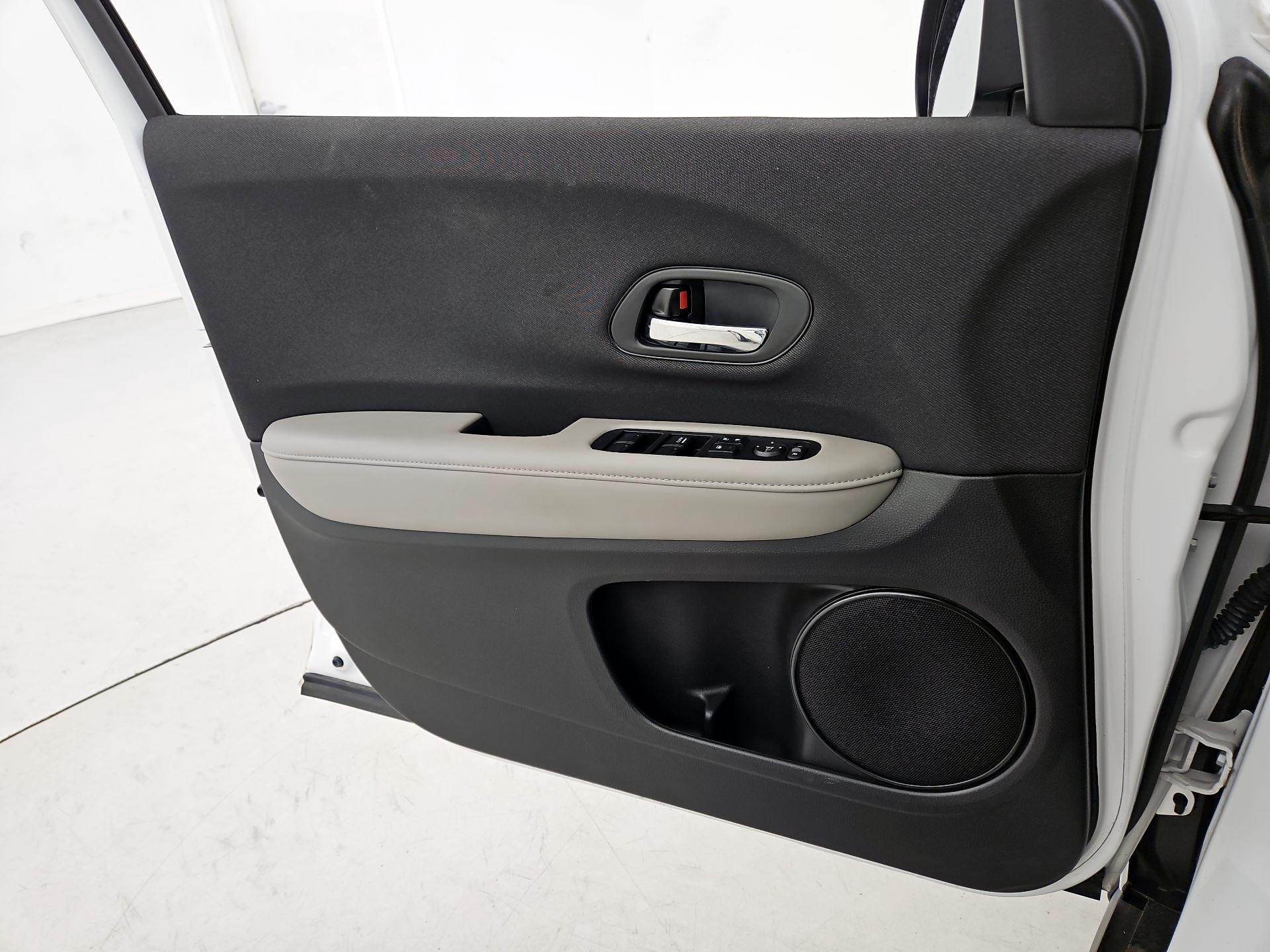 Thumbnail: 2021 Honda HR-V - 12