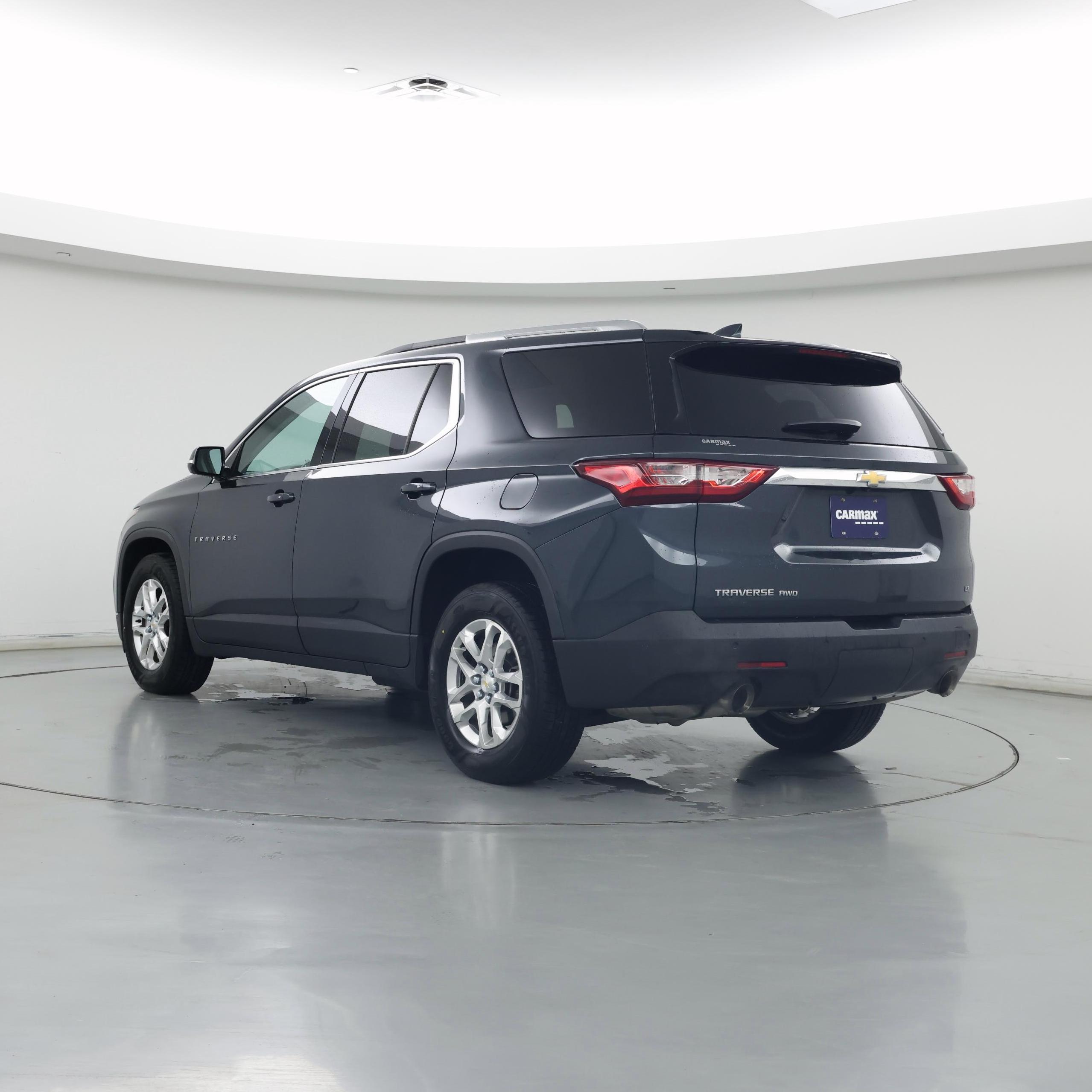 Thumbnail: 2018 Chevrolet Traverse - 2