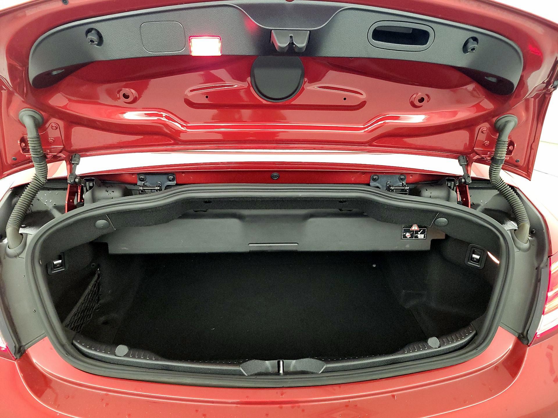 Thumbnail: 2017 Mercedes-Benz C-Class - 18