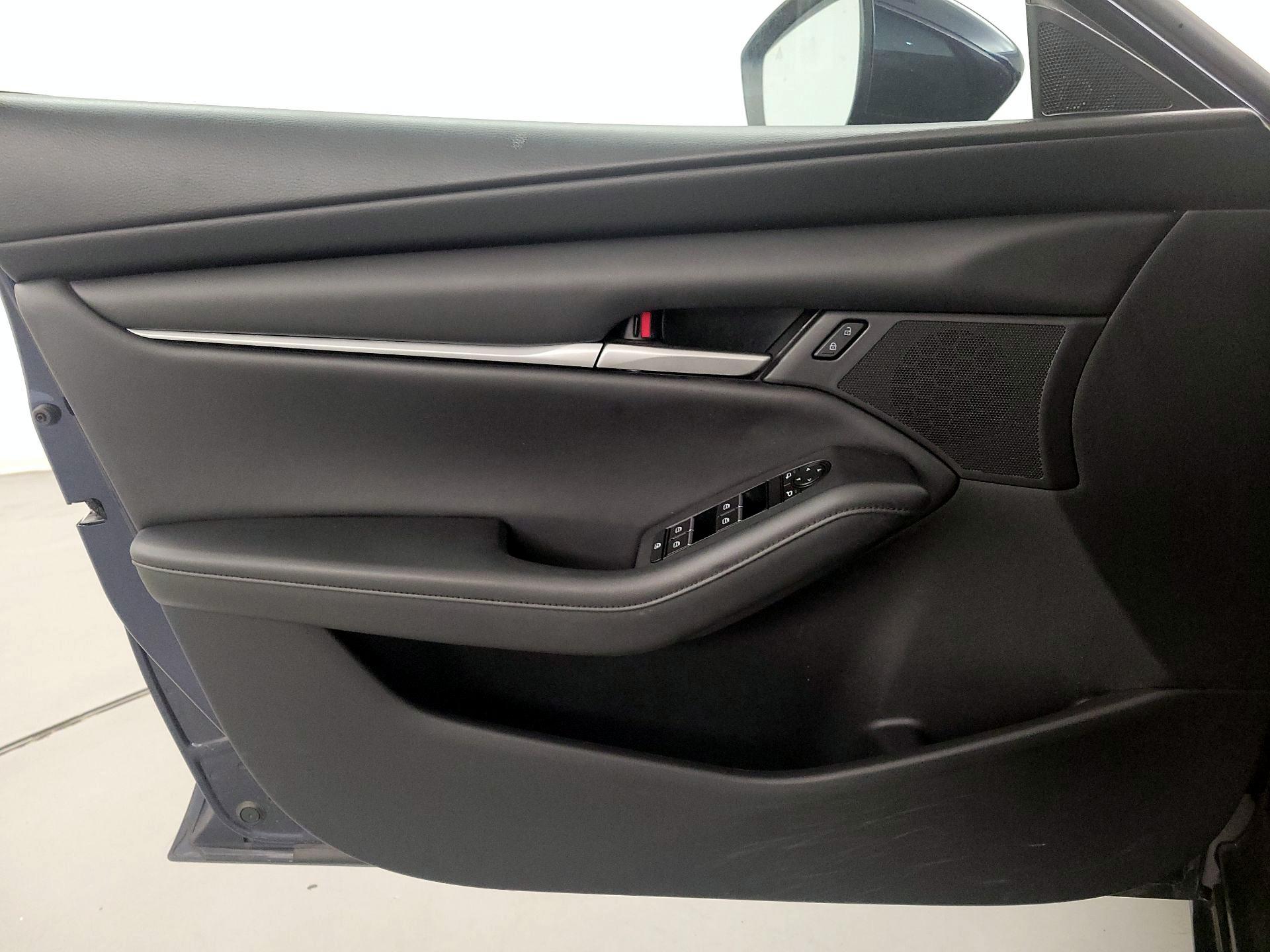 Thumbnail: 2020 Mazda Mazda3 - 12