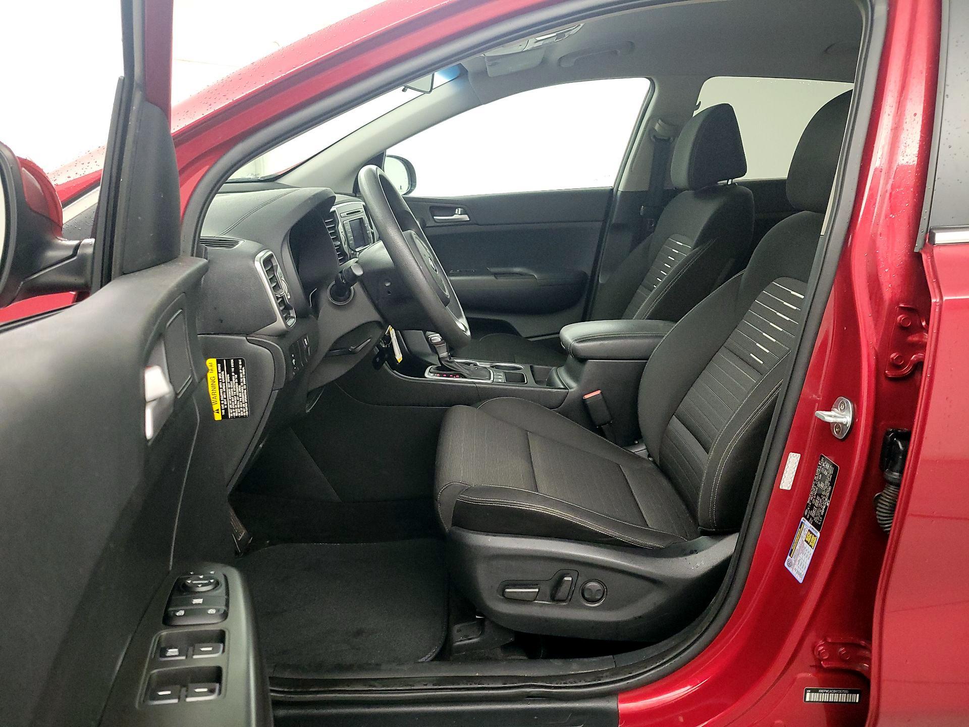 Thumbnail: 2017 Kia Sportage - 11