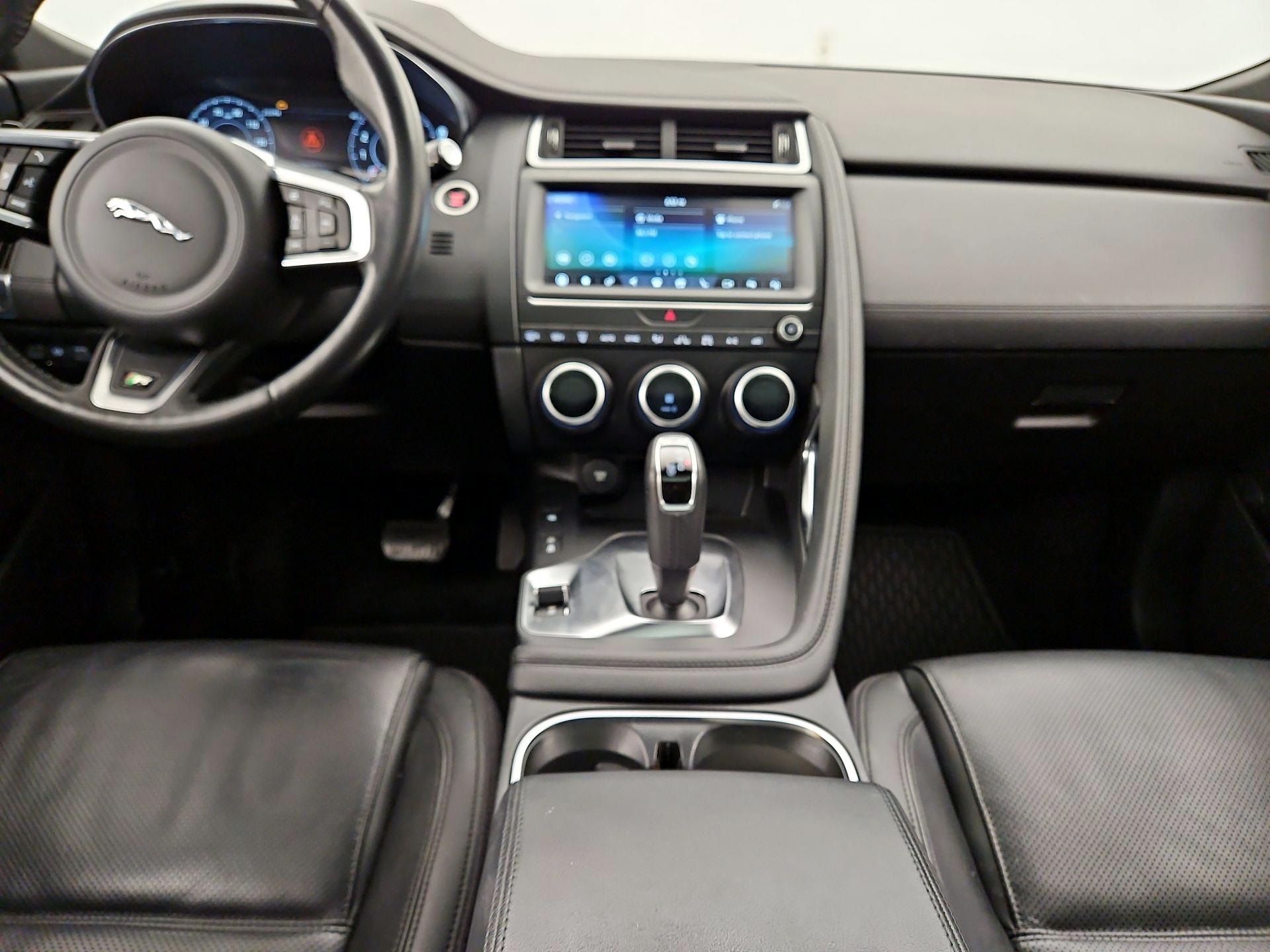 Thumbnail: 2020 Jaguar E-Pace - 9