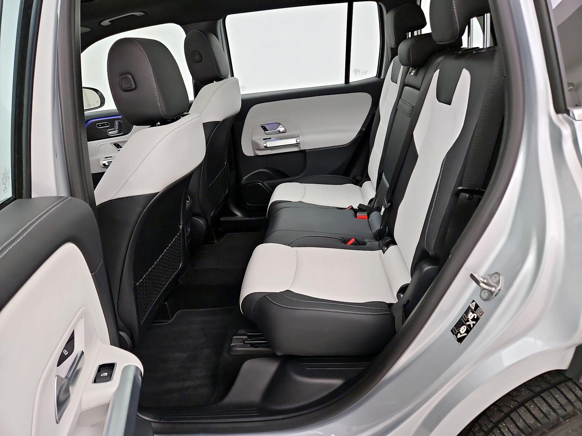 Thumbnail: 2022 Mercedes-Benz GLB - 20