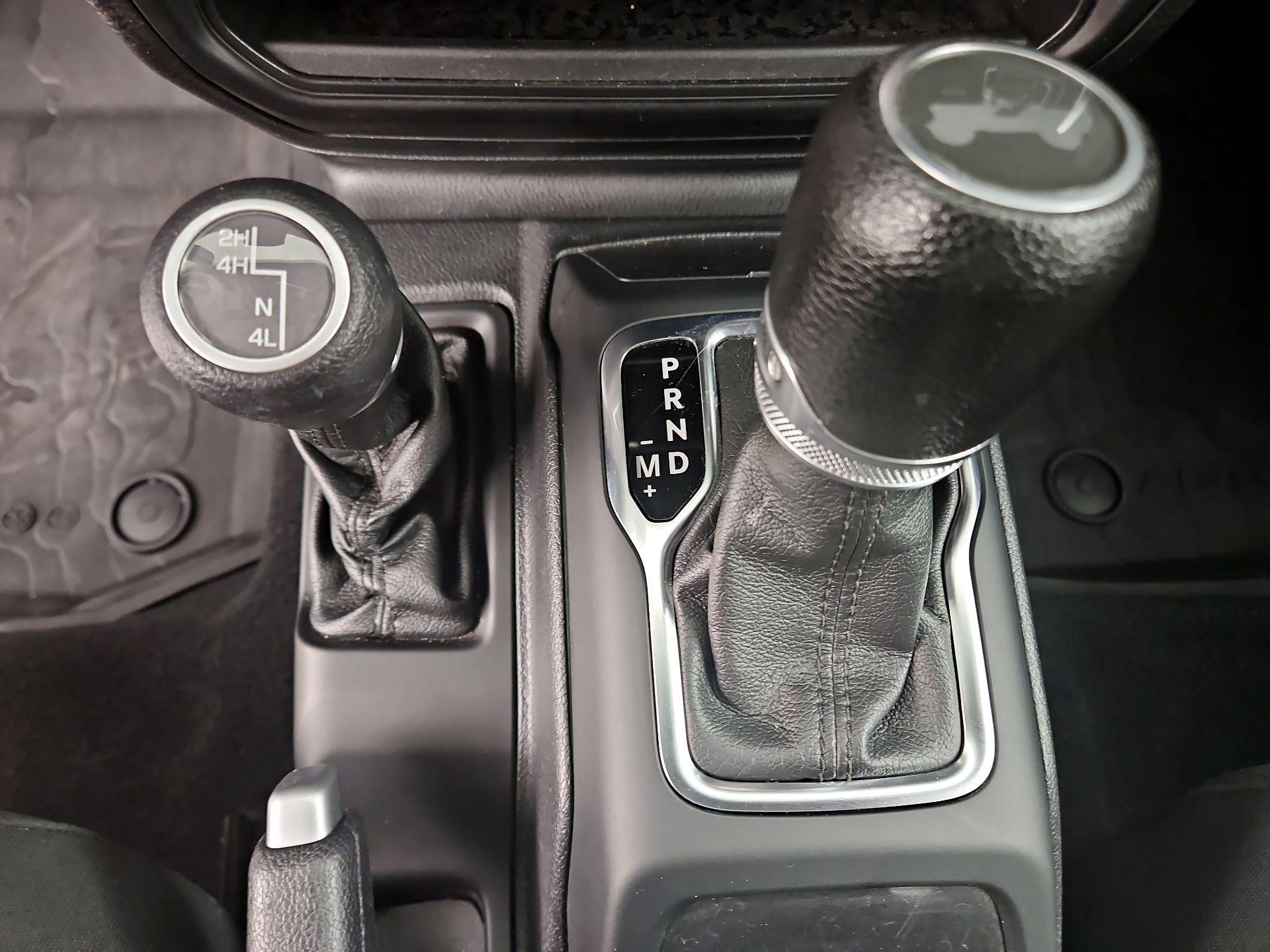 Thumbnail: 2020 Jeep Wrangler - 17