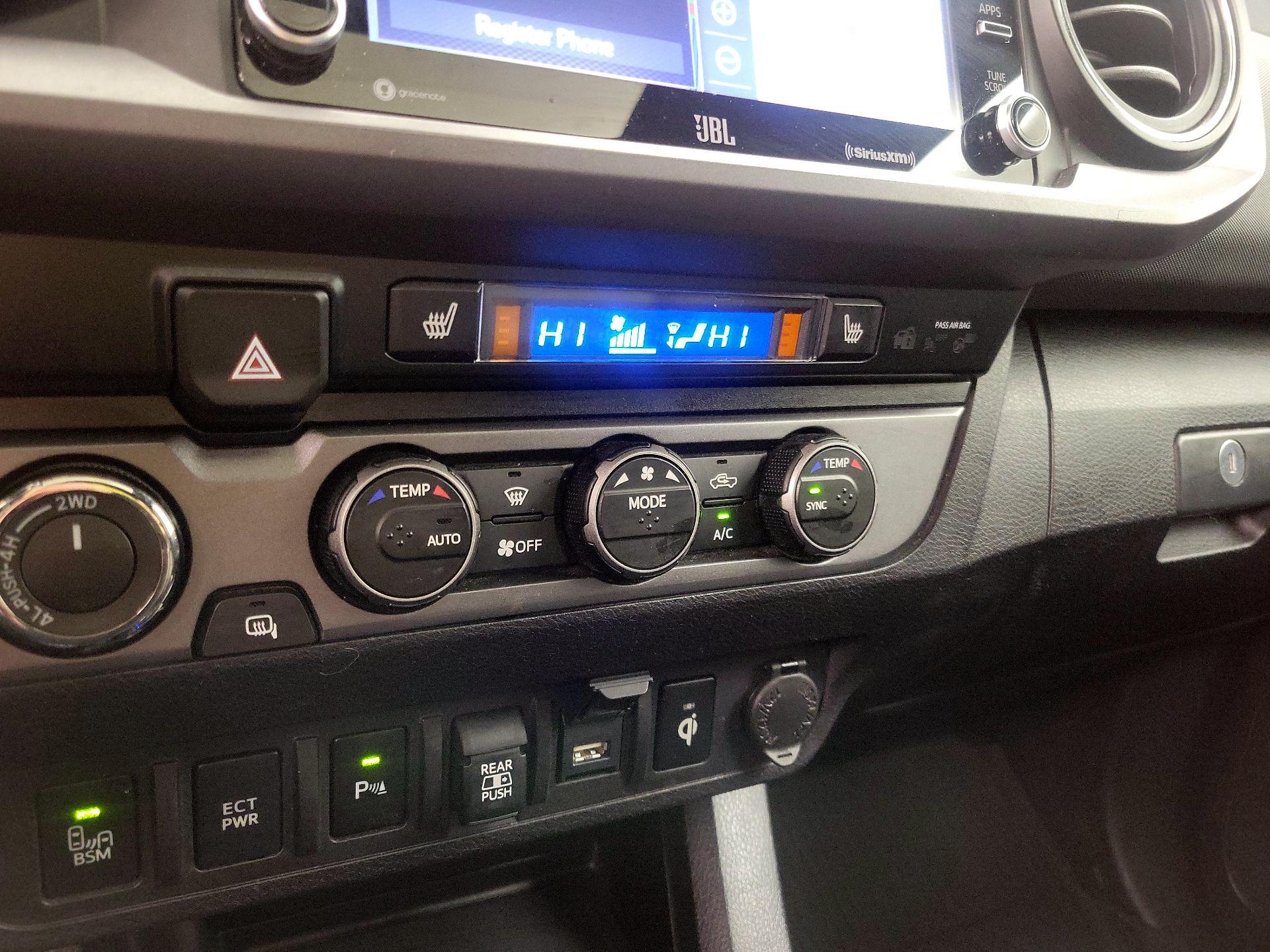 Thumbnail: 2020 Toyota Tacoma - 17