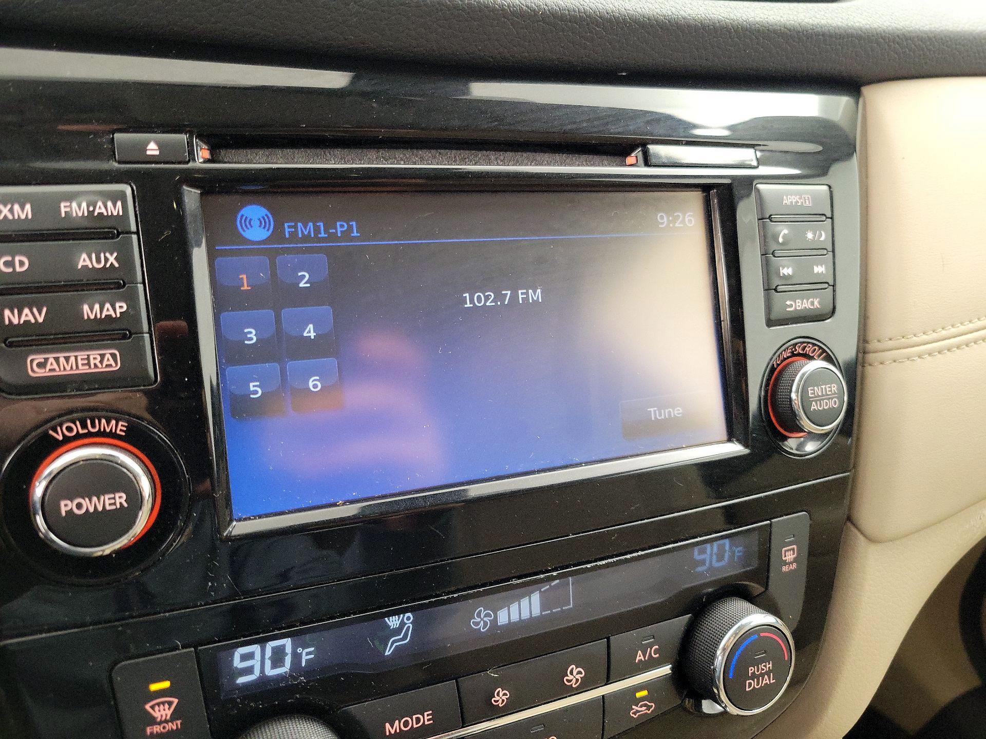 Thumbnail: 2017 Nissan Rogue - 16