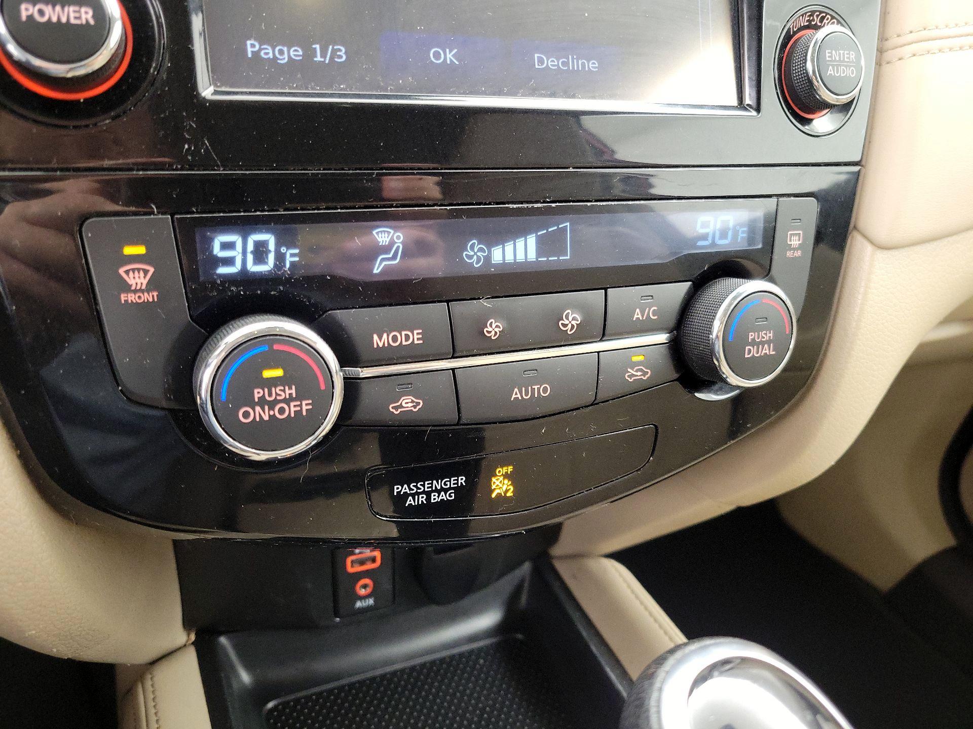 Thumbnail: 2017 Nissan Rogue - 17