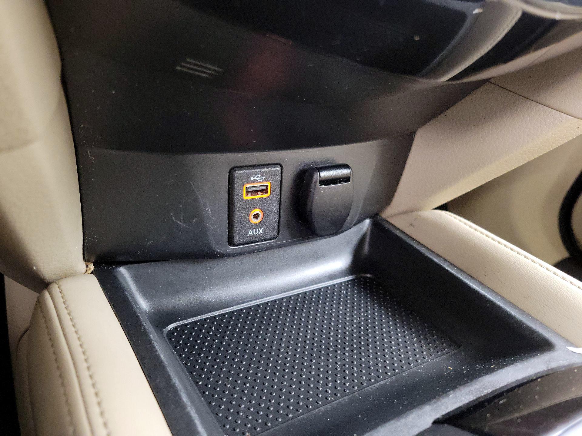 Thumbnail: 2017 Nissan Rogue - 19