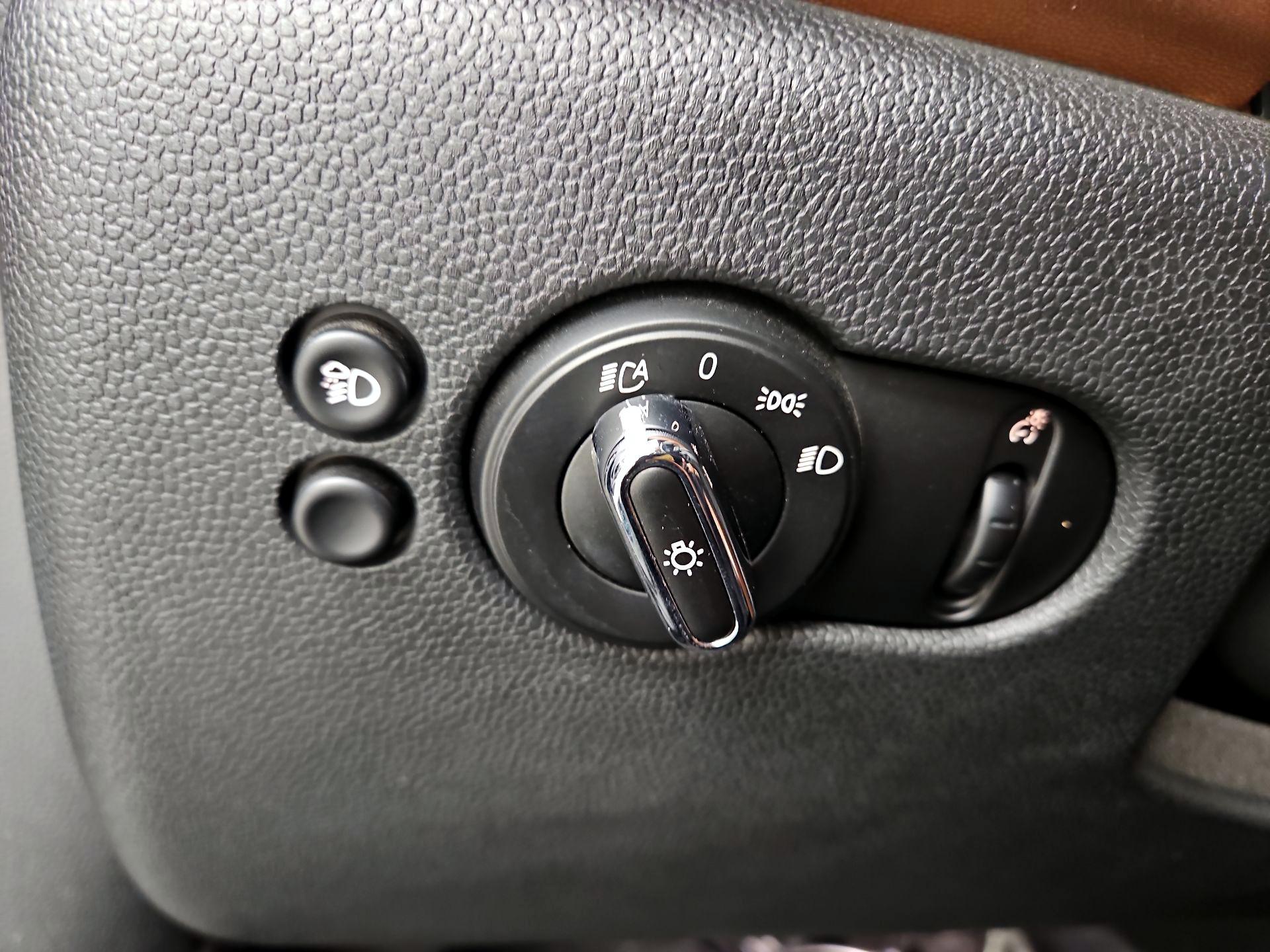 Thumbnail: 2022 MINI Cooper - 13