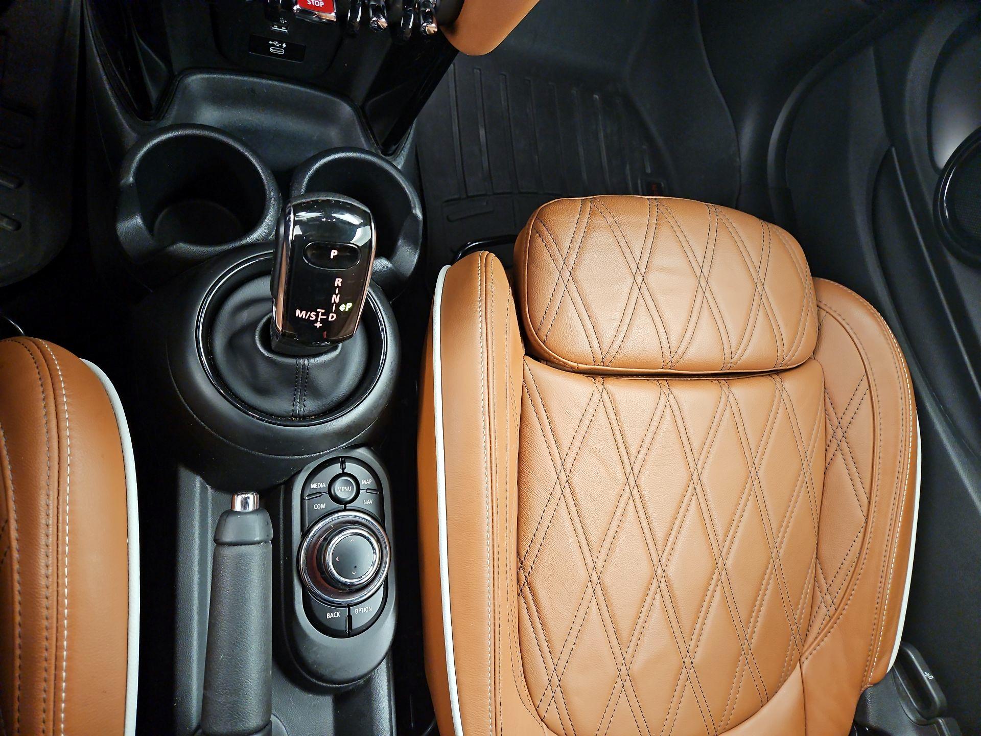 Thumbnail: 2022 MINI Cooper - 18