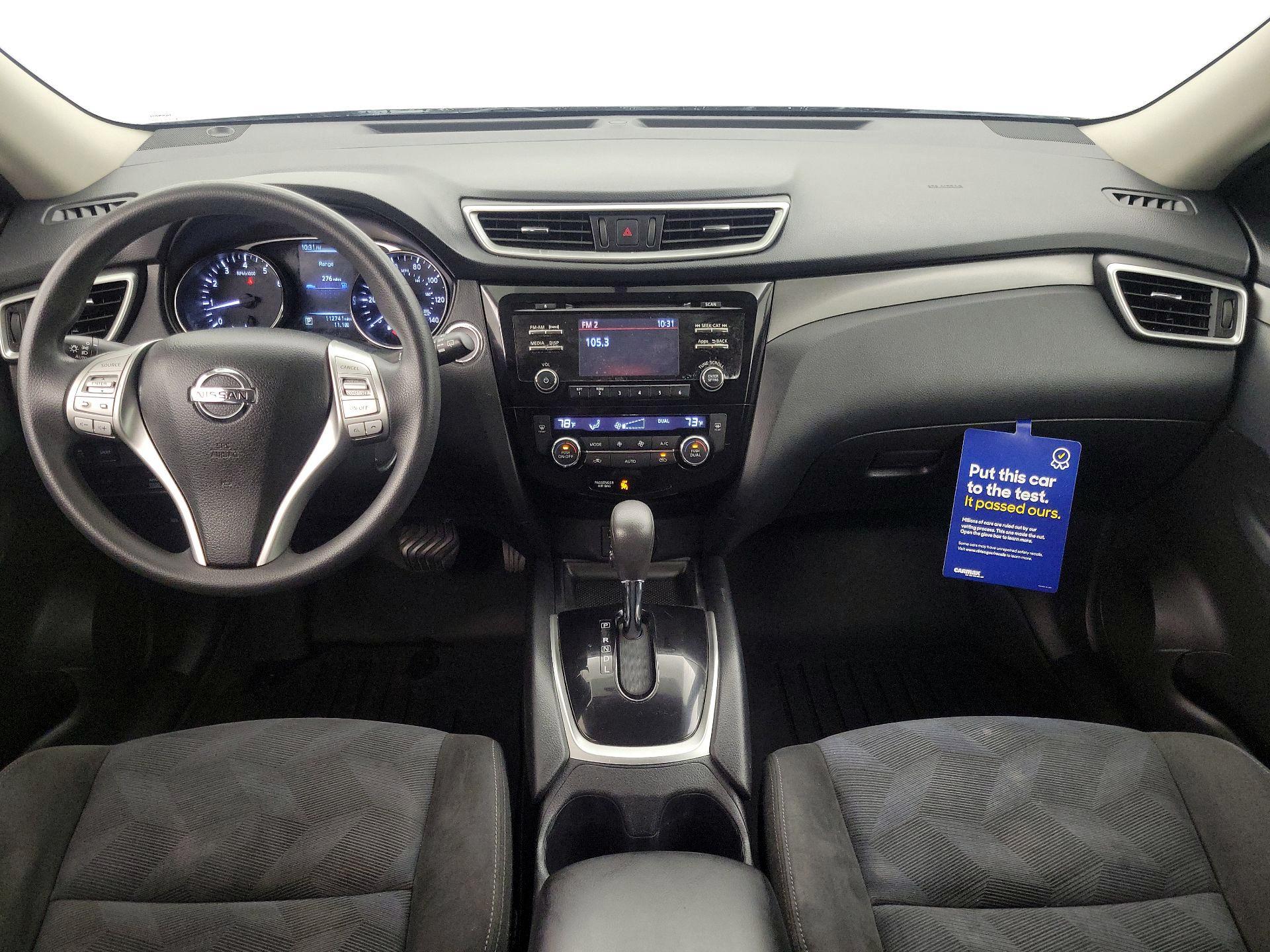 Thumbnail: 2015 Nissan Rogue - 9