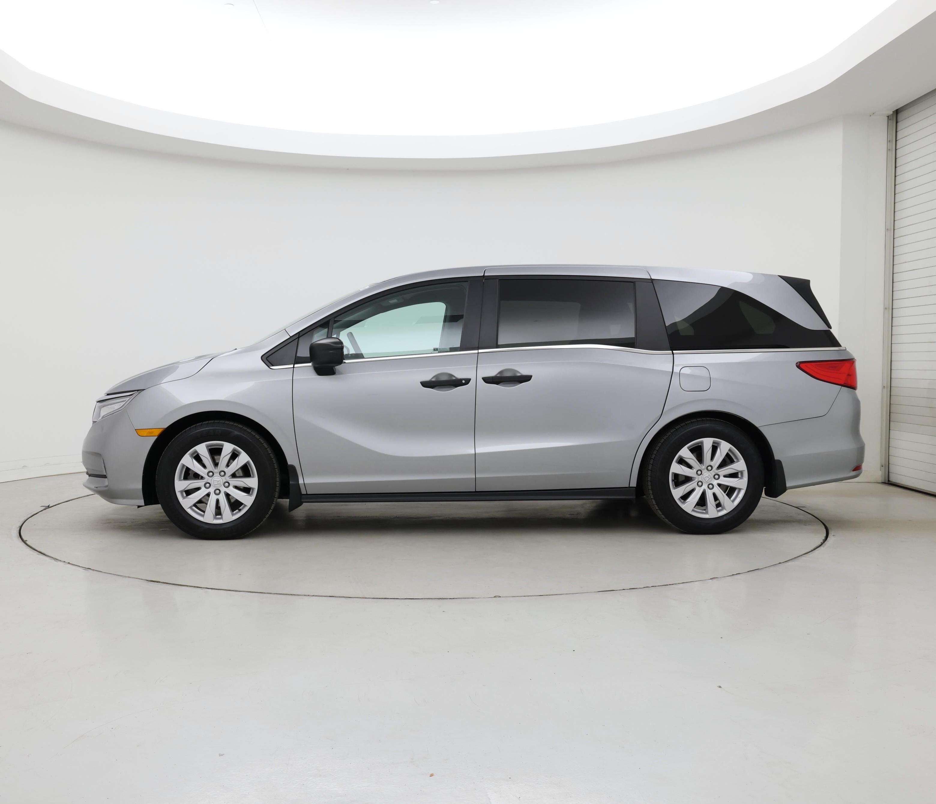 Thumbnail: 2021 Honda Odyssey - 3