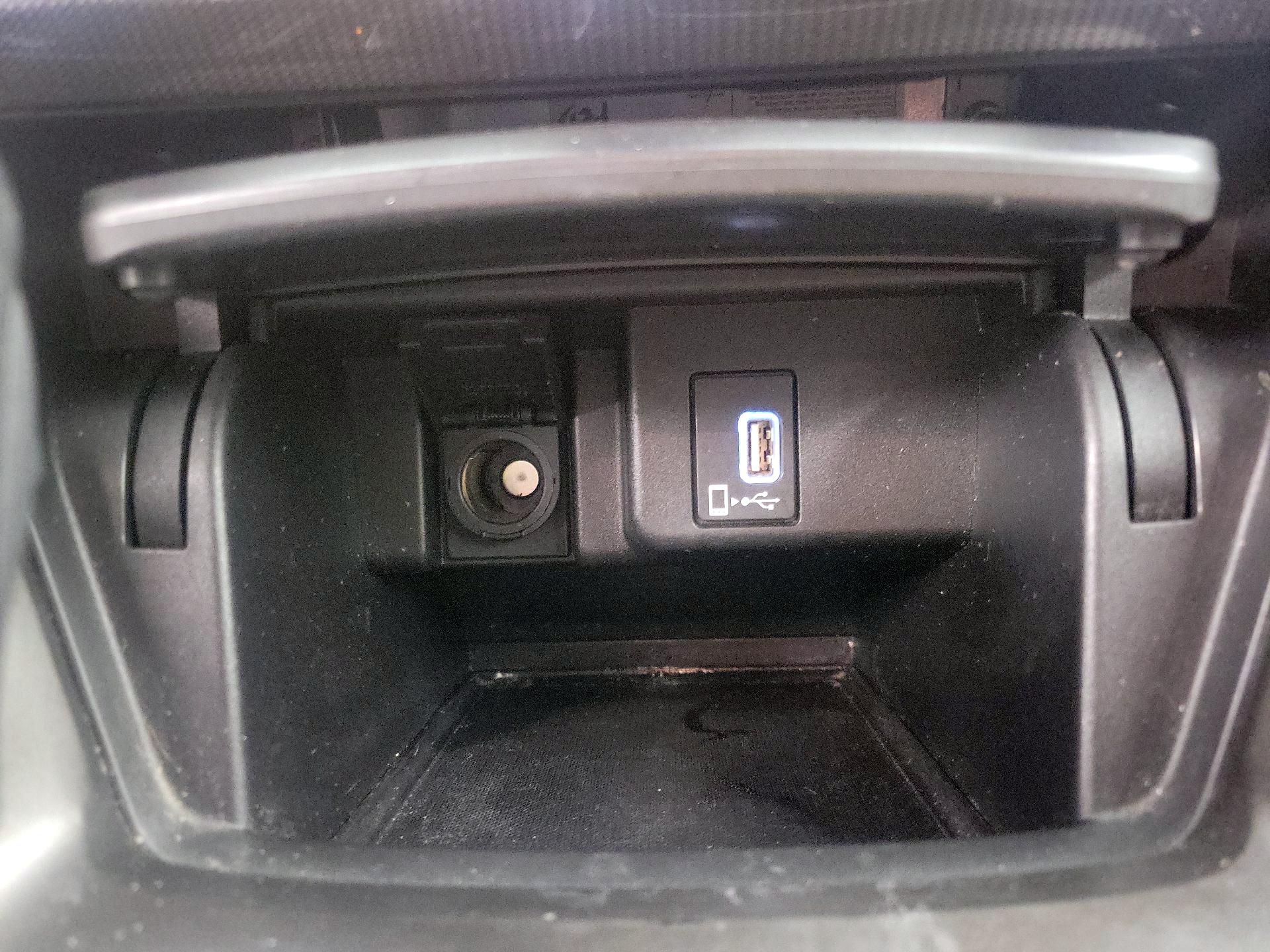 Thumbnail: 2018 Honda Accord - 18