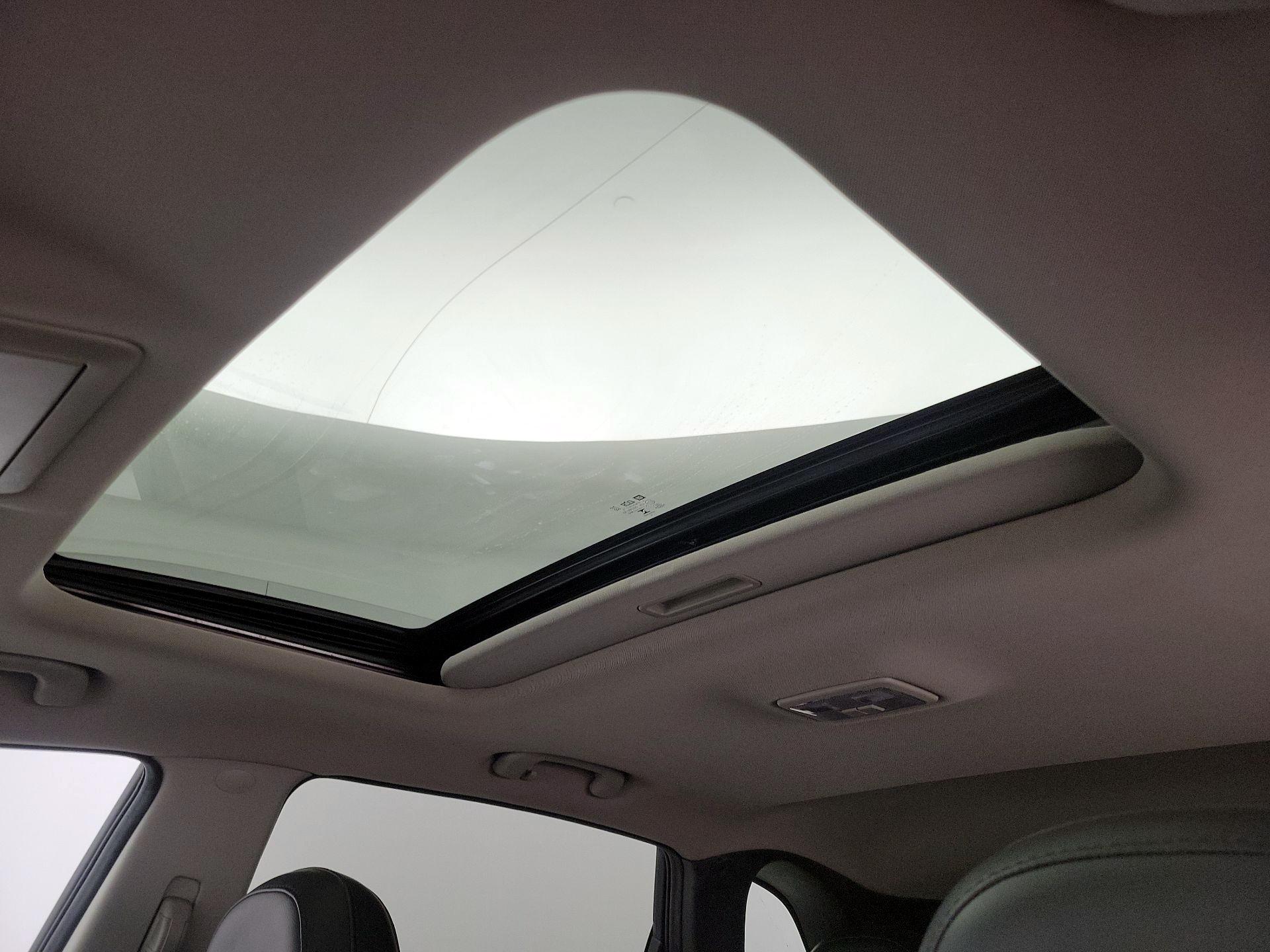 Thumbnail: 2015 Chevrolet Captiva Sport - 19