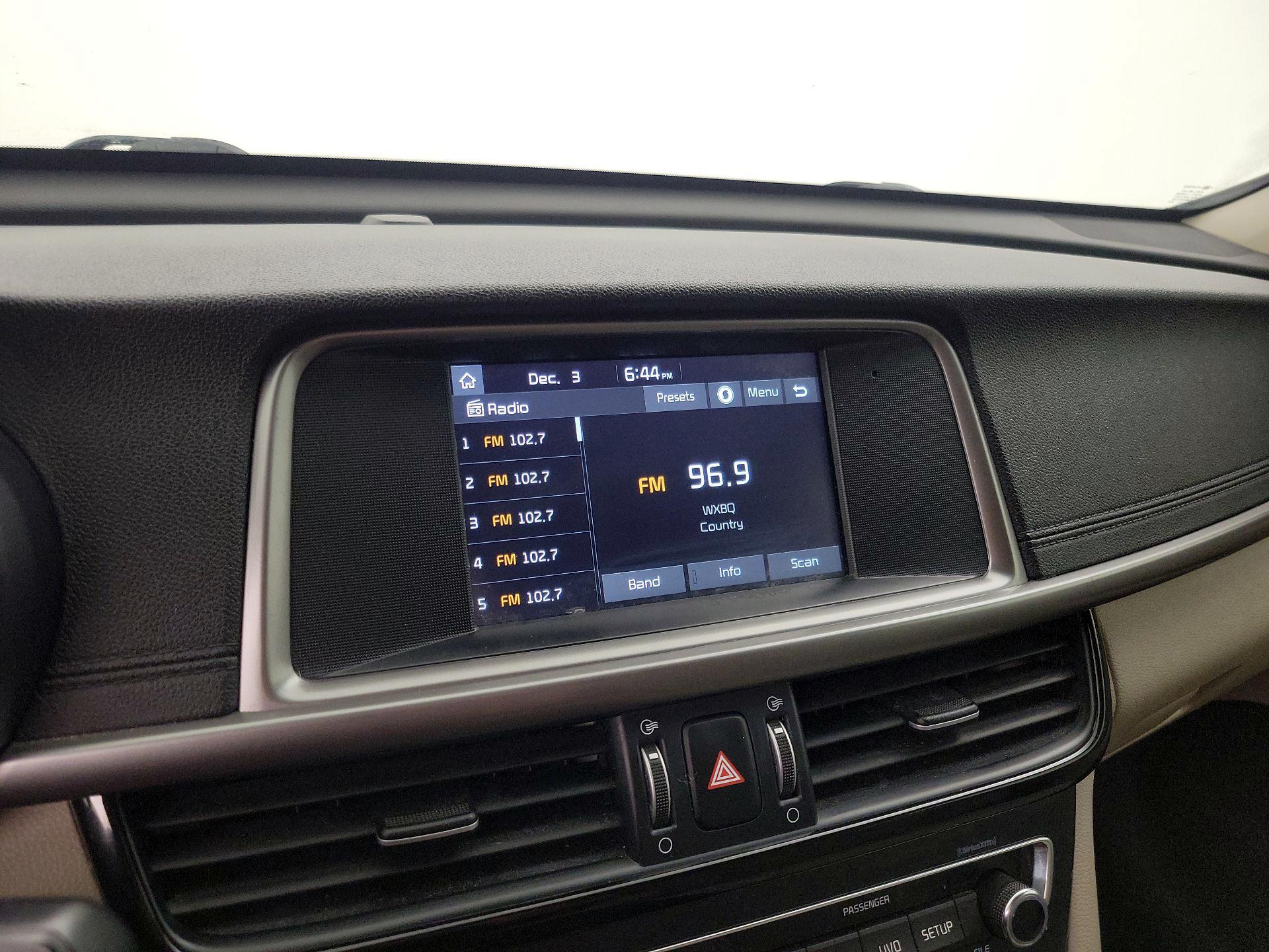 Thumbnail: 2018 Kia Optima - 15