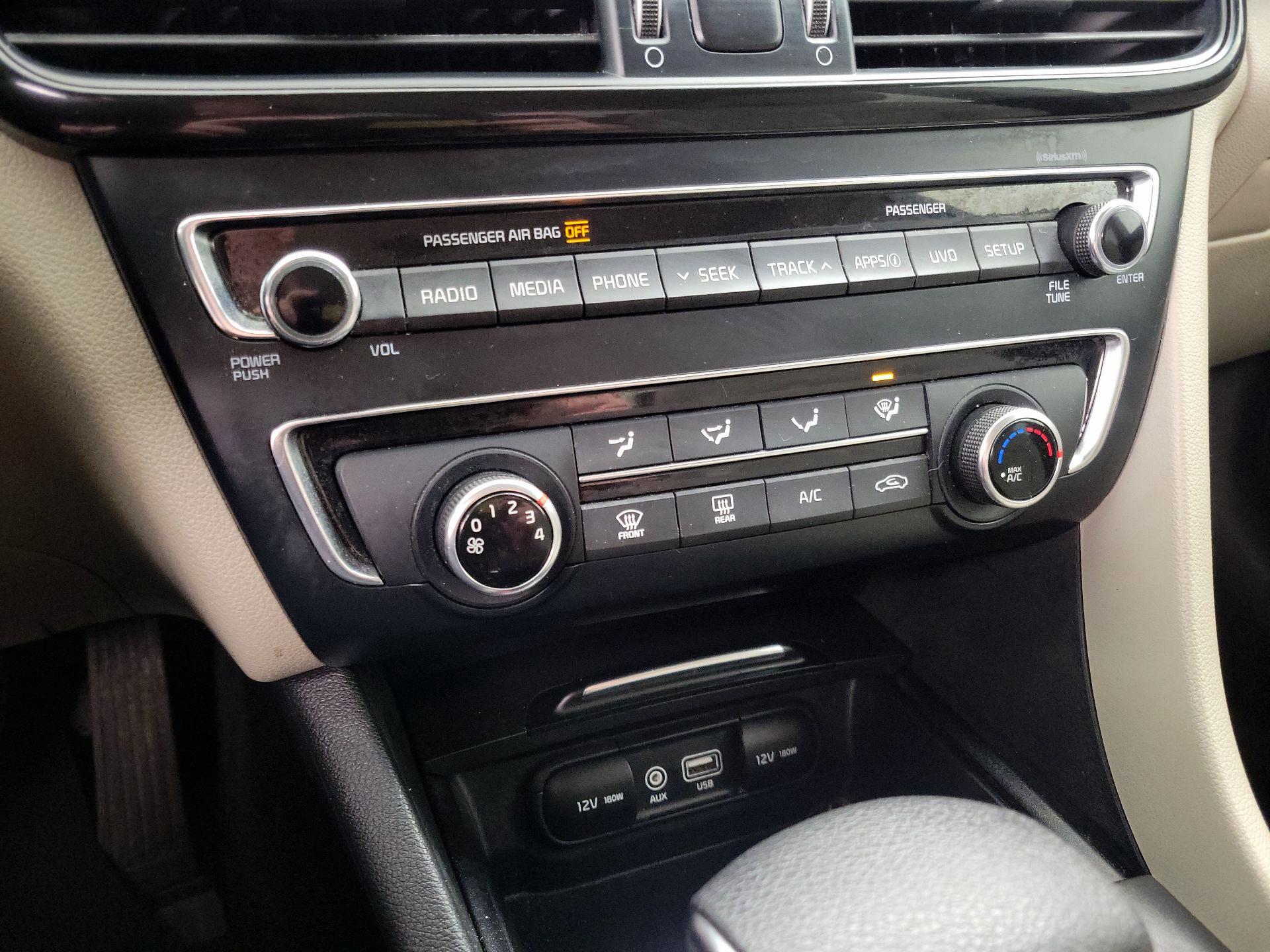 Thumbnail: 2018 Kia Optima - 16