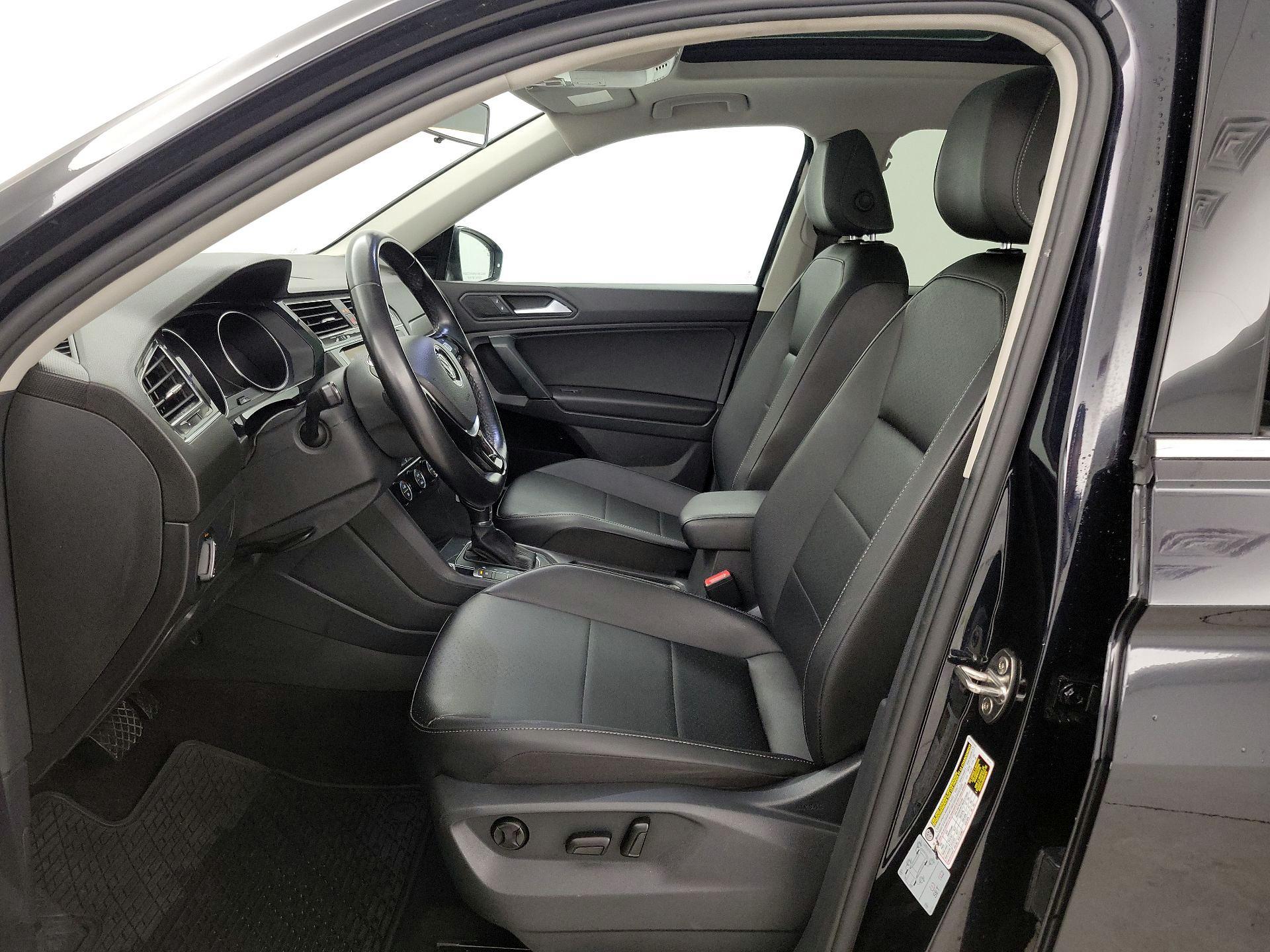 Thumbnail: 2019 Volkswagen Tiguan - 11