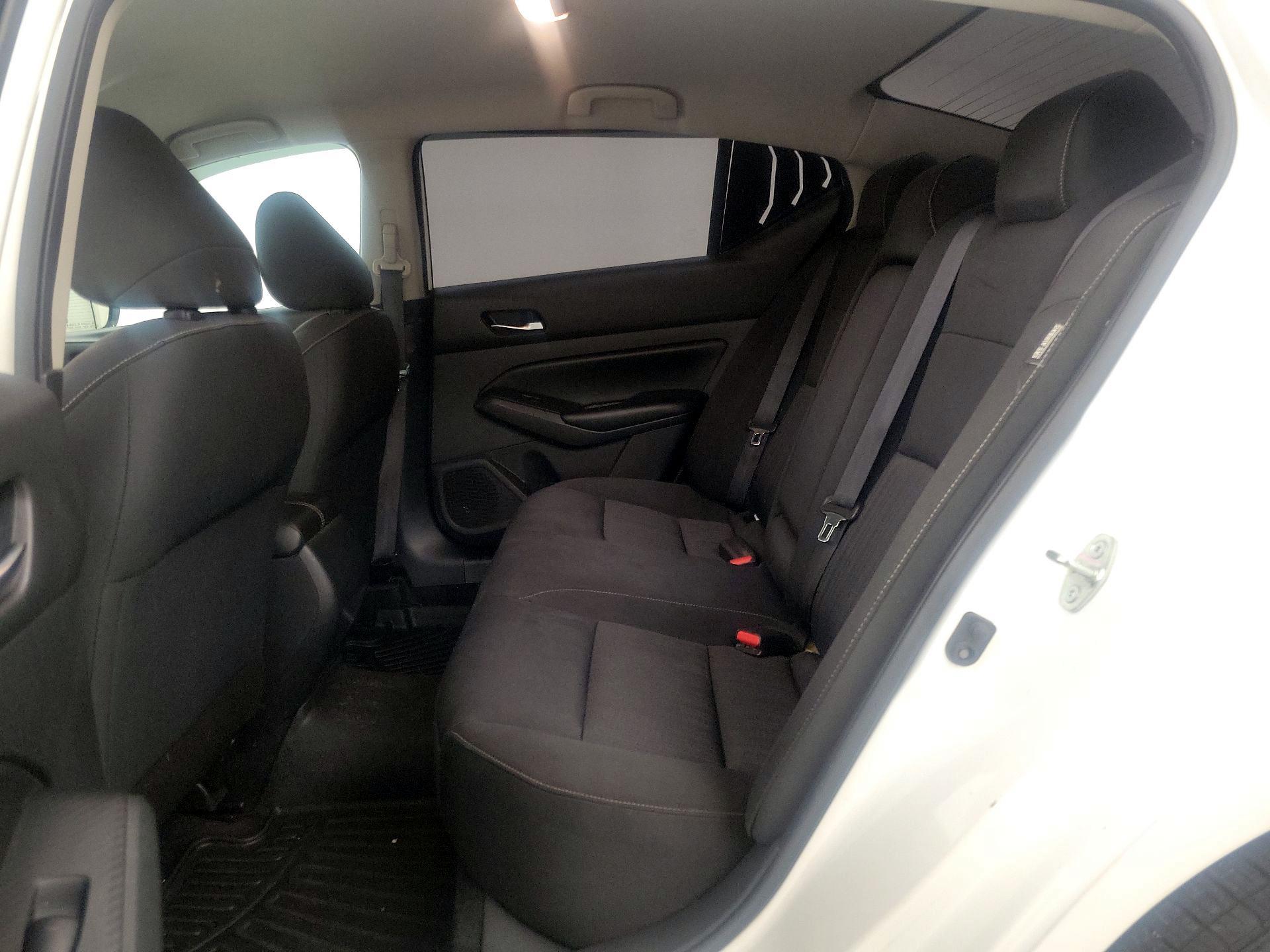 Thumbnail: 2021 Nissan Altima - 19