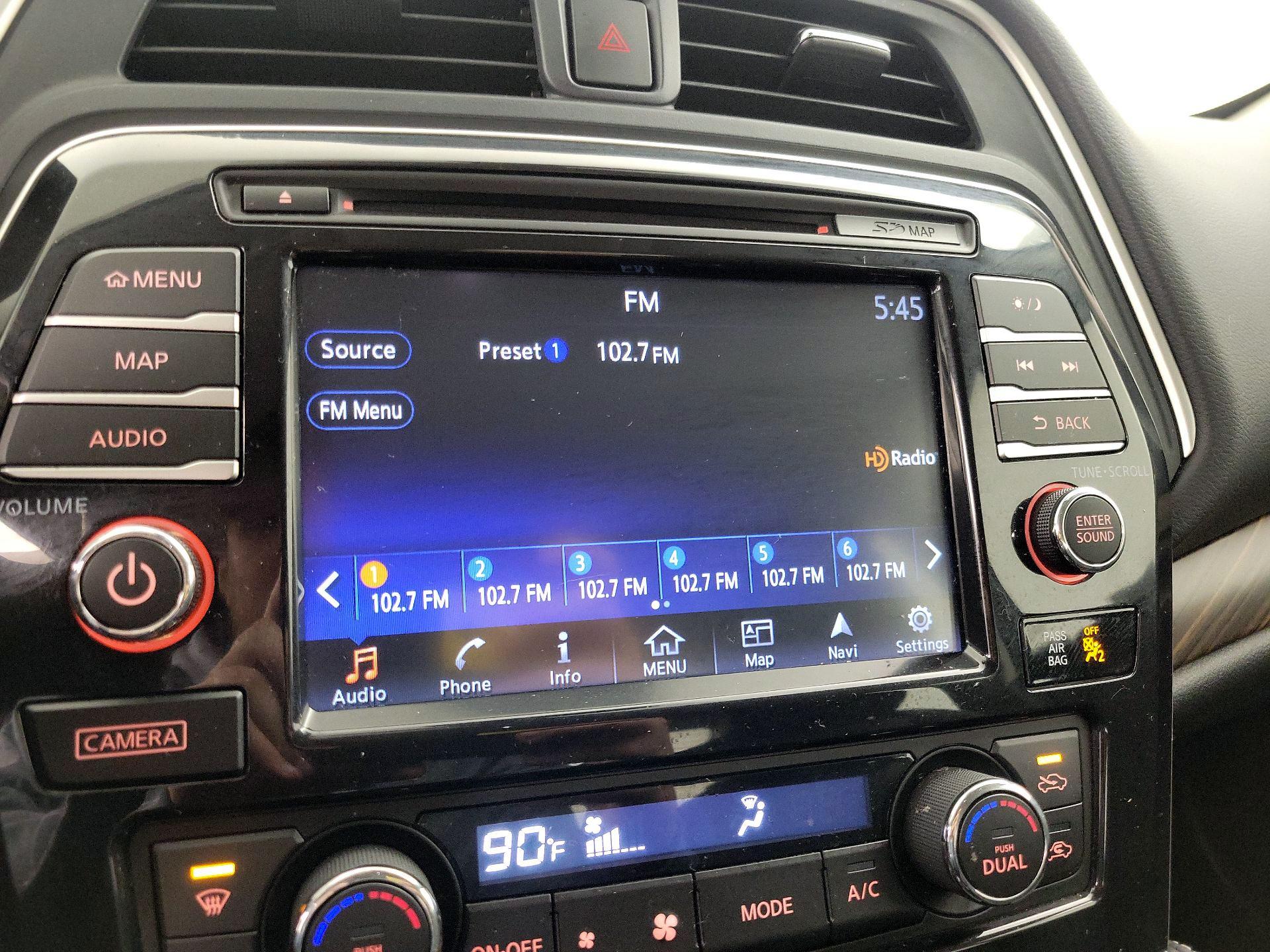 Thumbnail: 2017 Nissan Maxima - 16