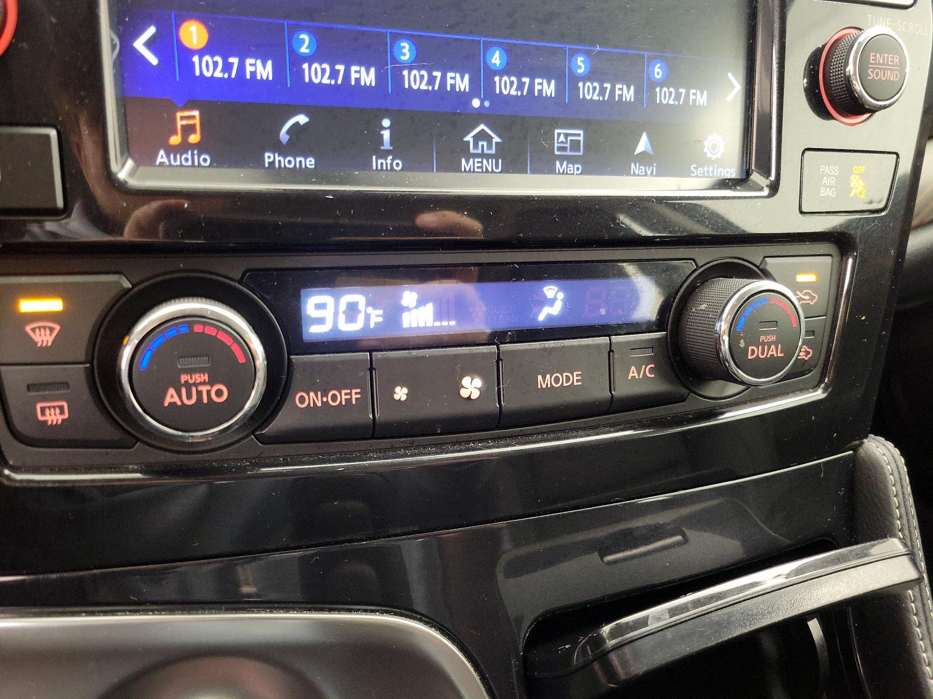 Thumbnail: 2017 Nissan Maxima - 17