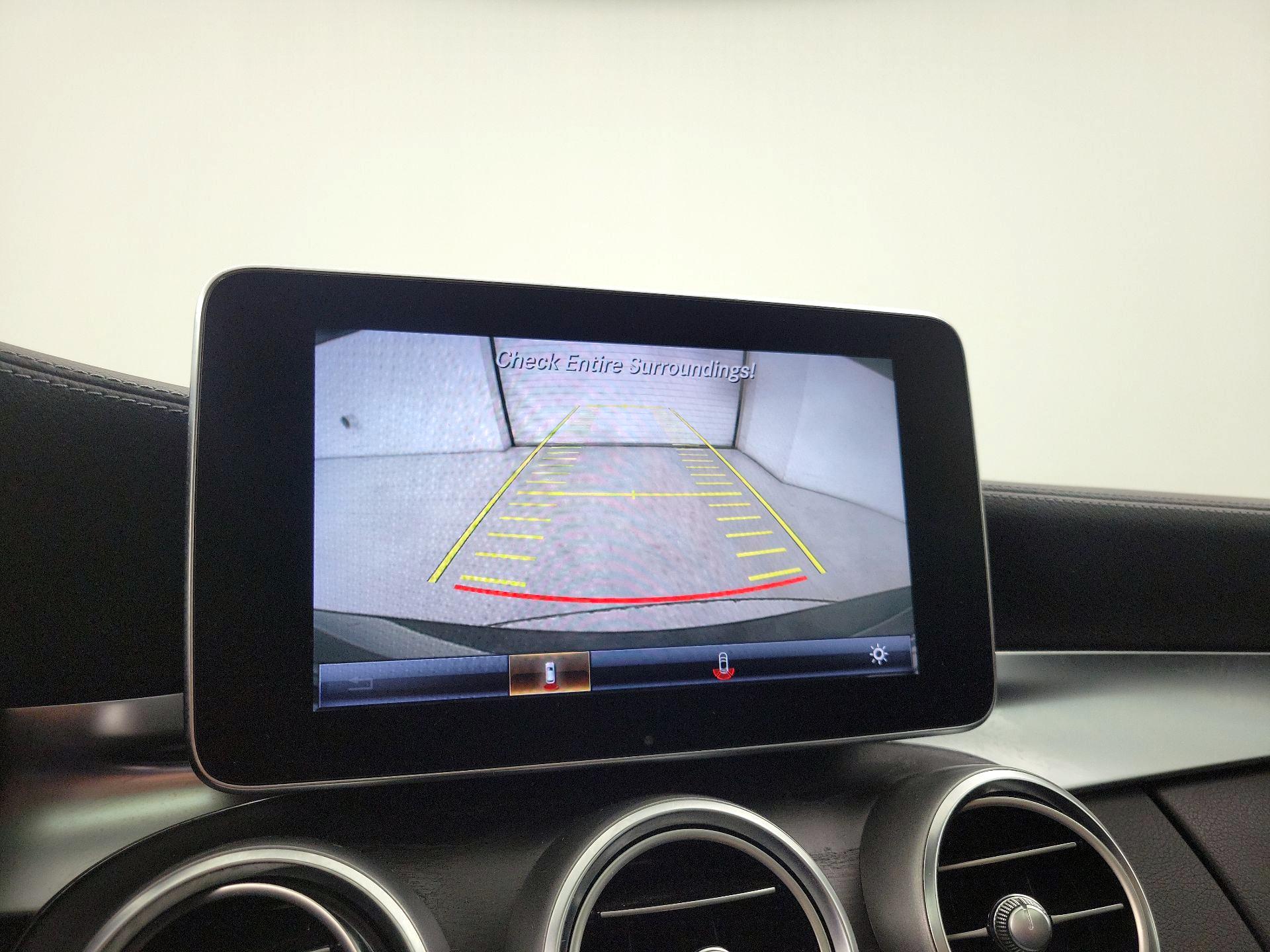 Thumbnail: 2016 Mercedes-Benz C-Class - 15