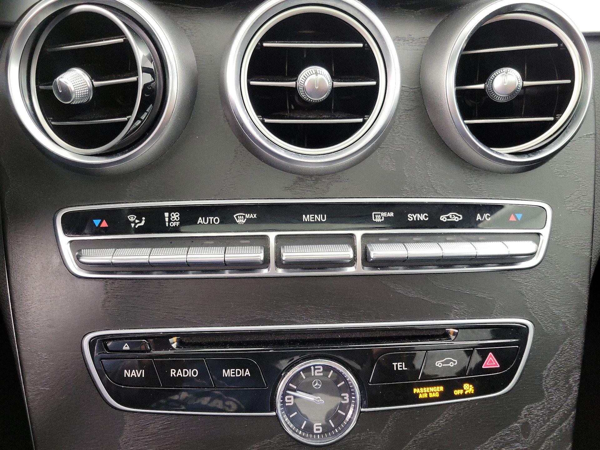 Thumbnail: 2016 Mercedes-Benz C-Class - 17