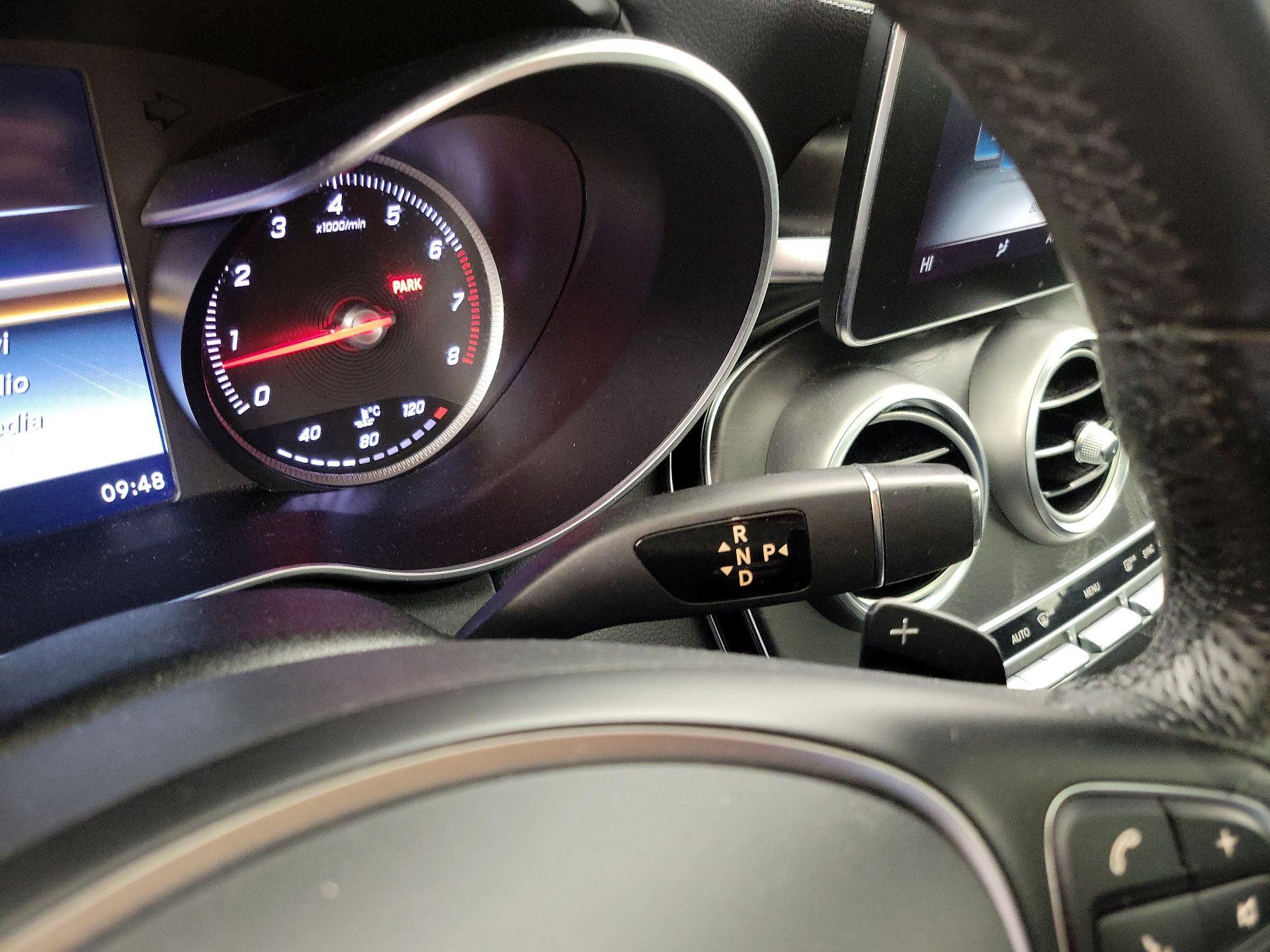 Thumbnail: 2016 Mercedes-Benz C-Class - 18