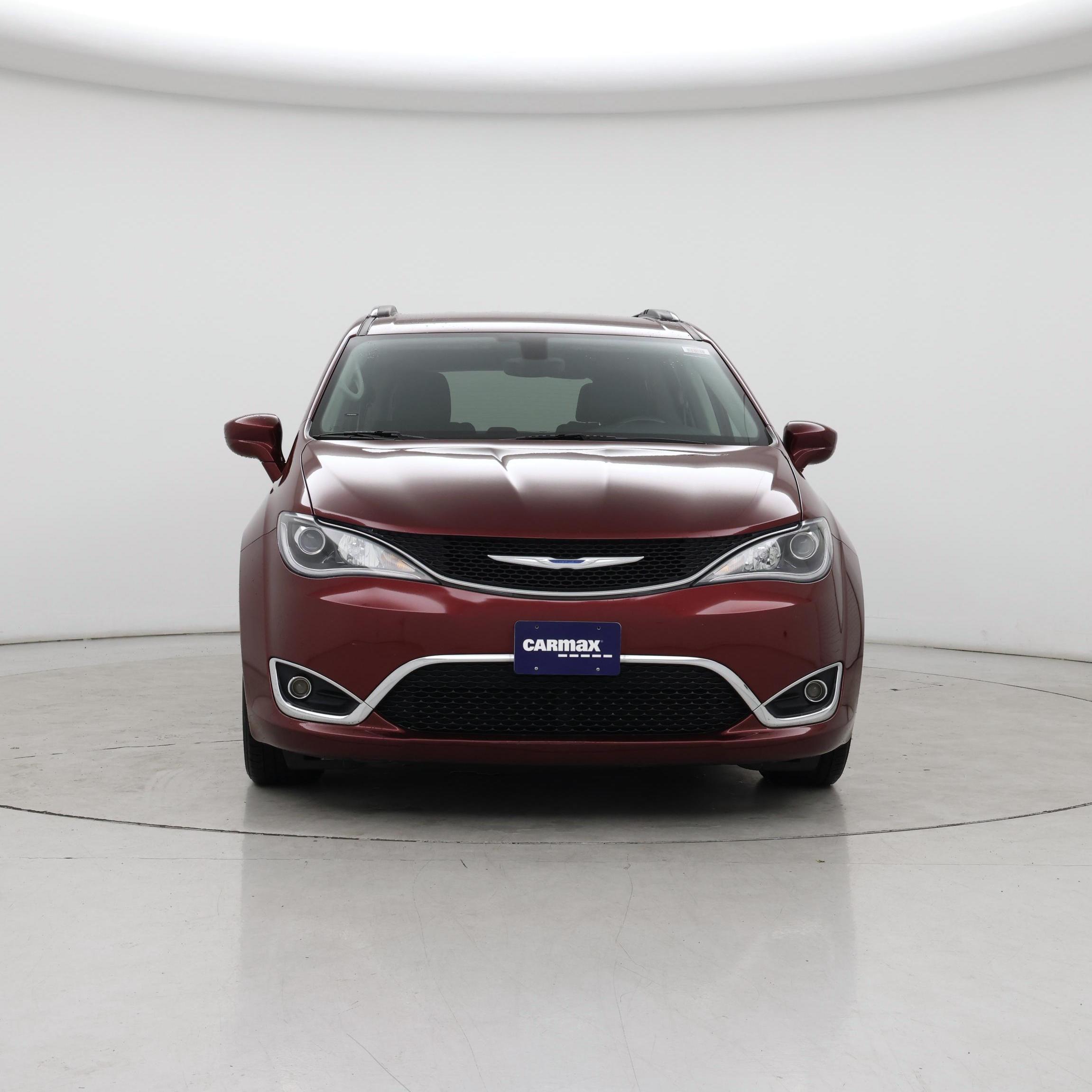 Thumbnail: 2018 Chrysler Pacifica - 5