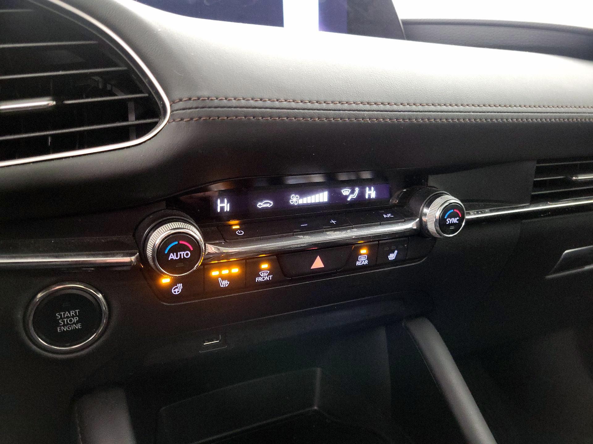 Thumbnail: 2021 Mazda Mazda3 - 17