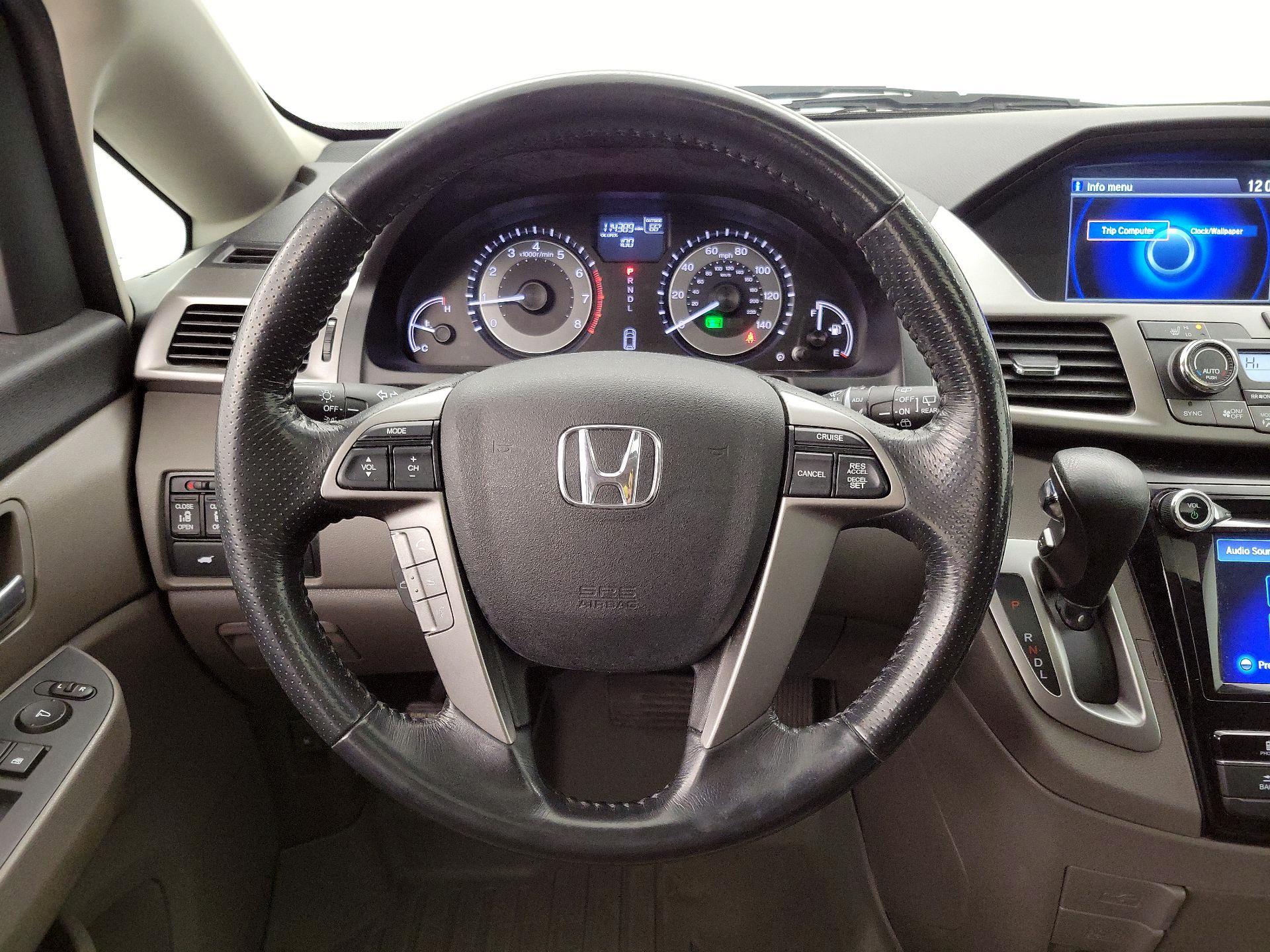 Thumbnail: 2016 Honda Odyssey - 10