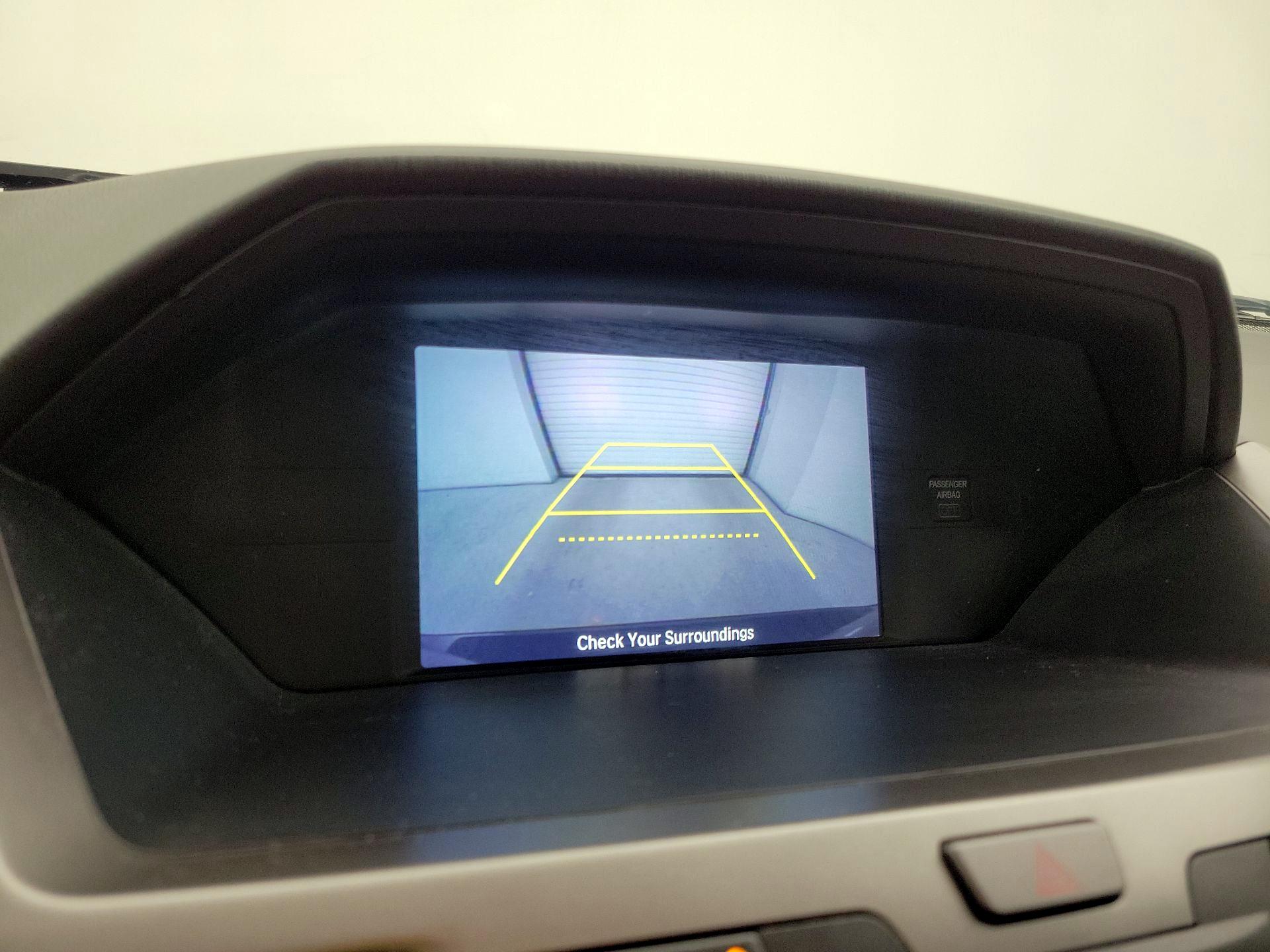 Thumbnail: 2016 Honda Odyssey - 14