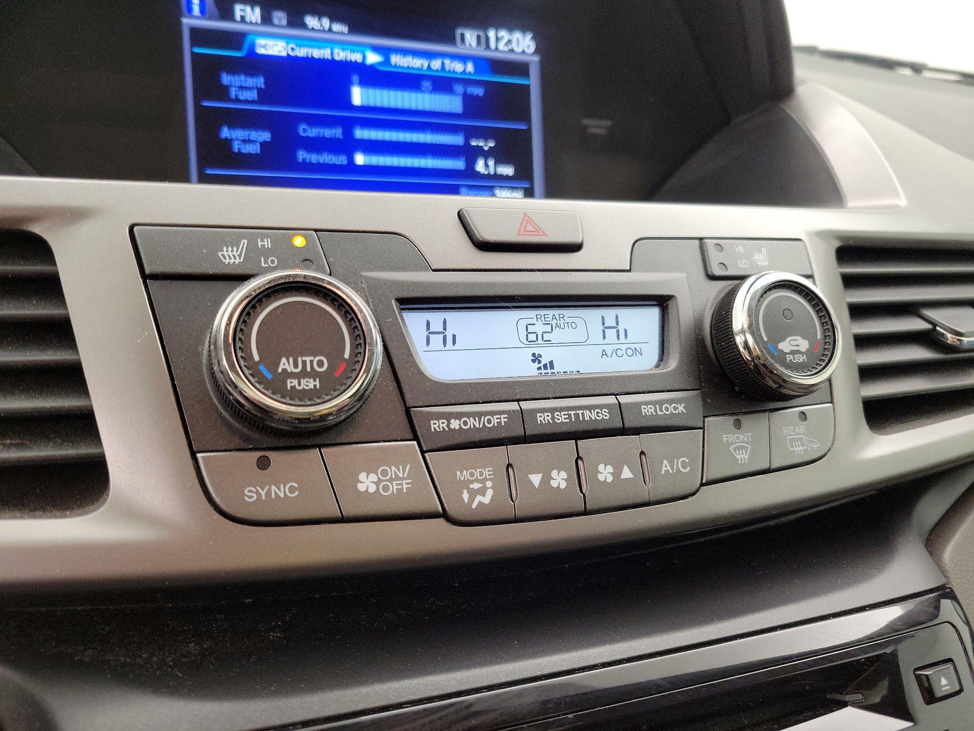 Thumbnail: 2016 Honda Odyssey - 16