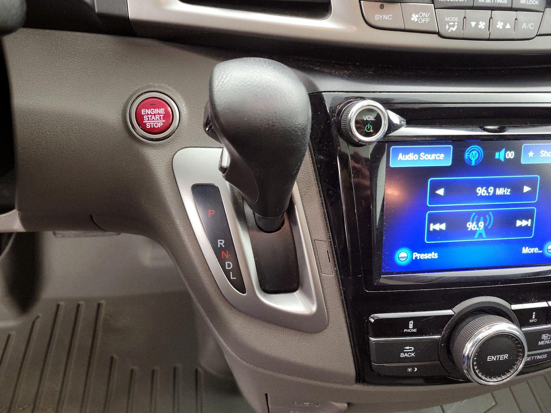 Thumbnail: 2016 Honda Odyssey - 17