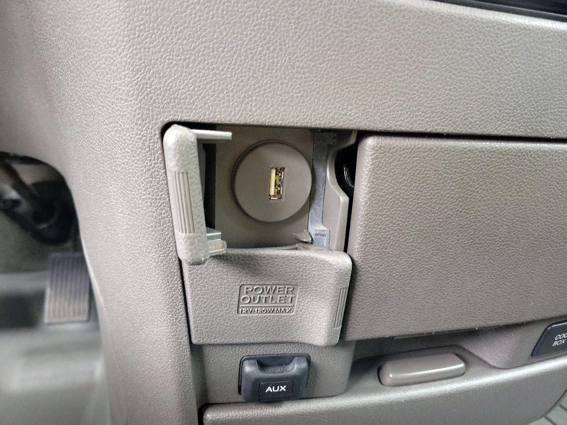 Thumbnail: 2016 Honda Odyssey - 18