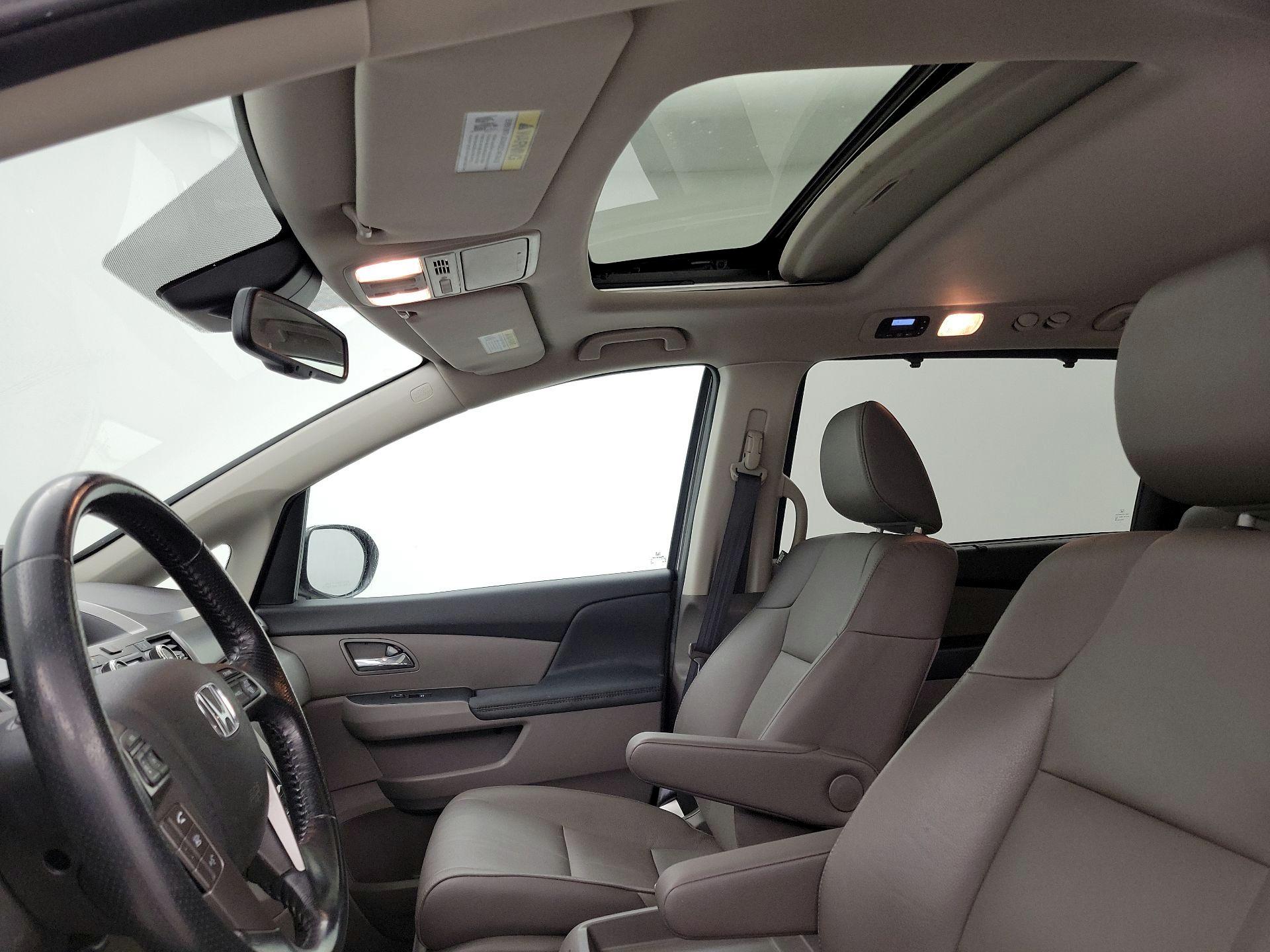 Thumbnail: 2016 Honda Odyssey - 19