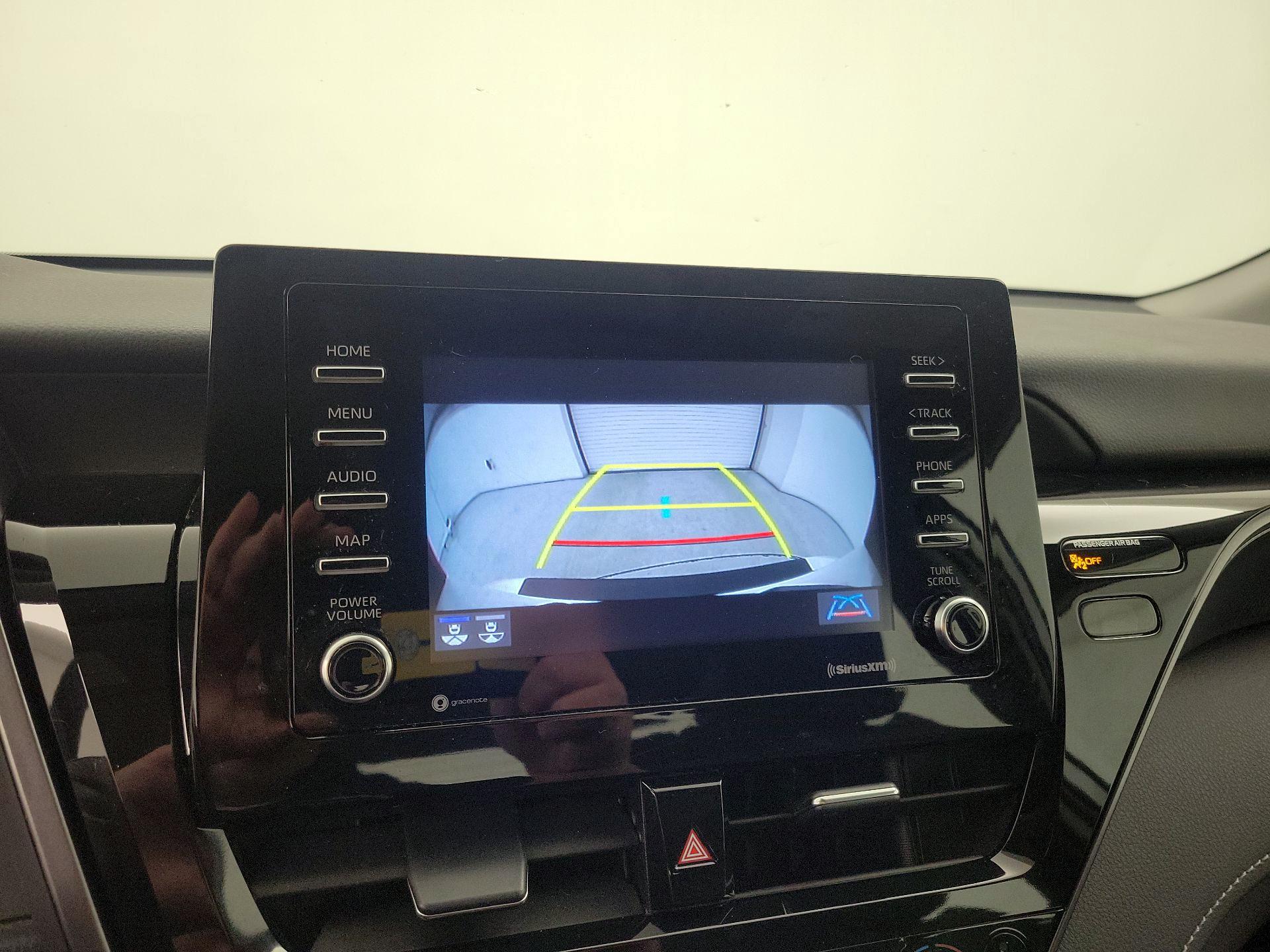 Thumbnail: 2021 Toyota Camry - 14