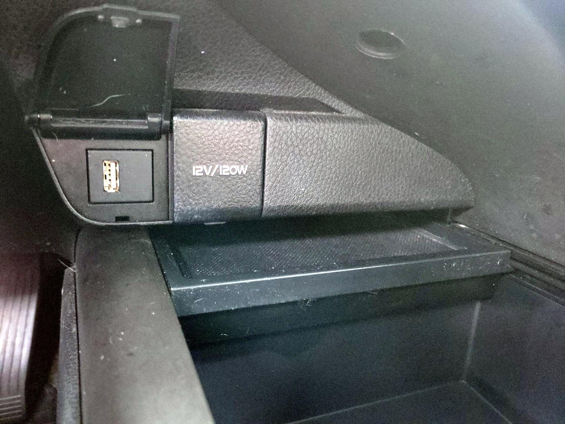 Thumbnail: 2021 Toyota Camry - 18