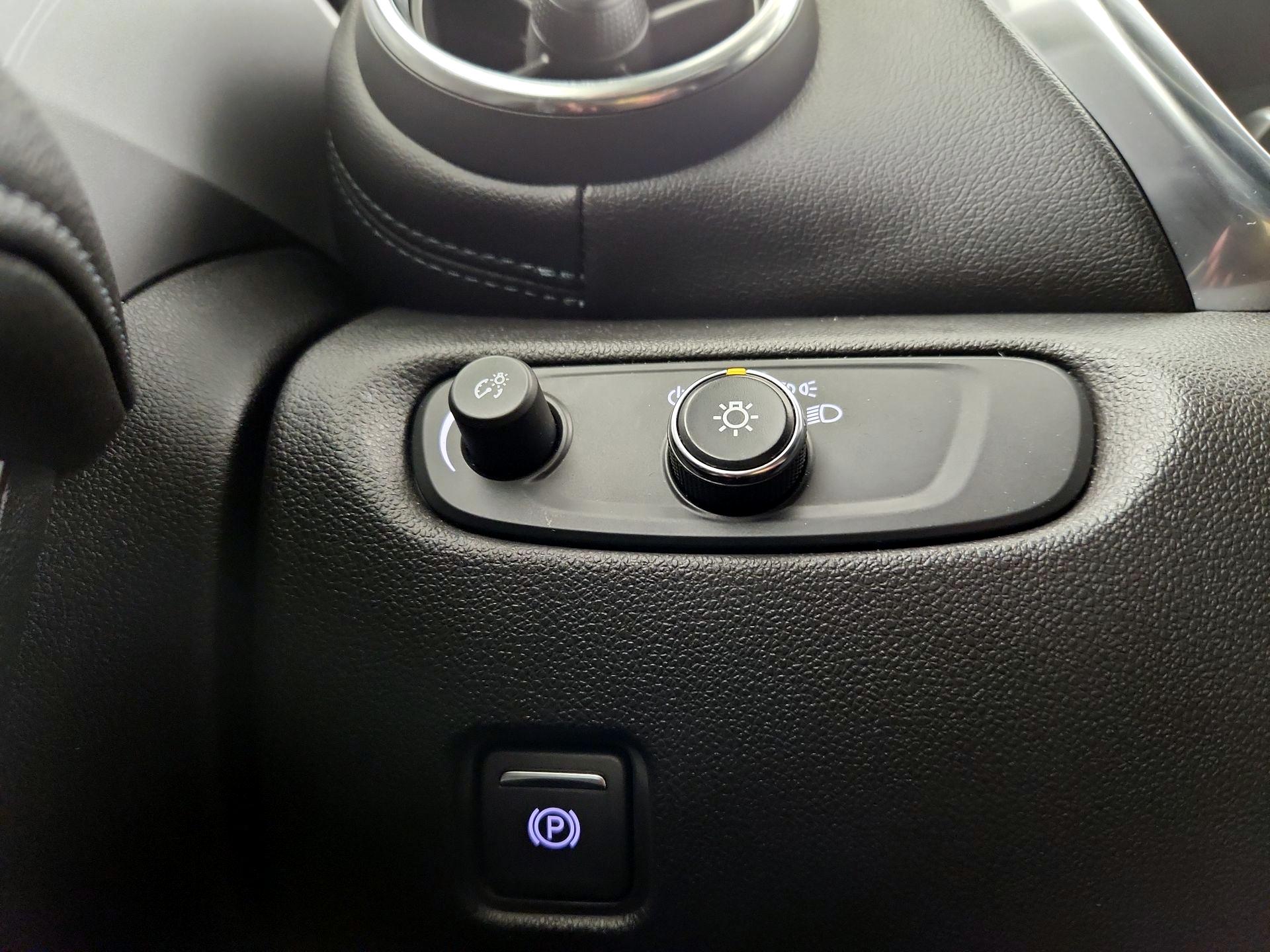 Thumbnail: 2021 Chevrolet Blazer - 13